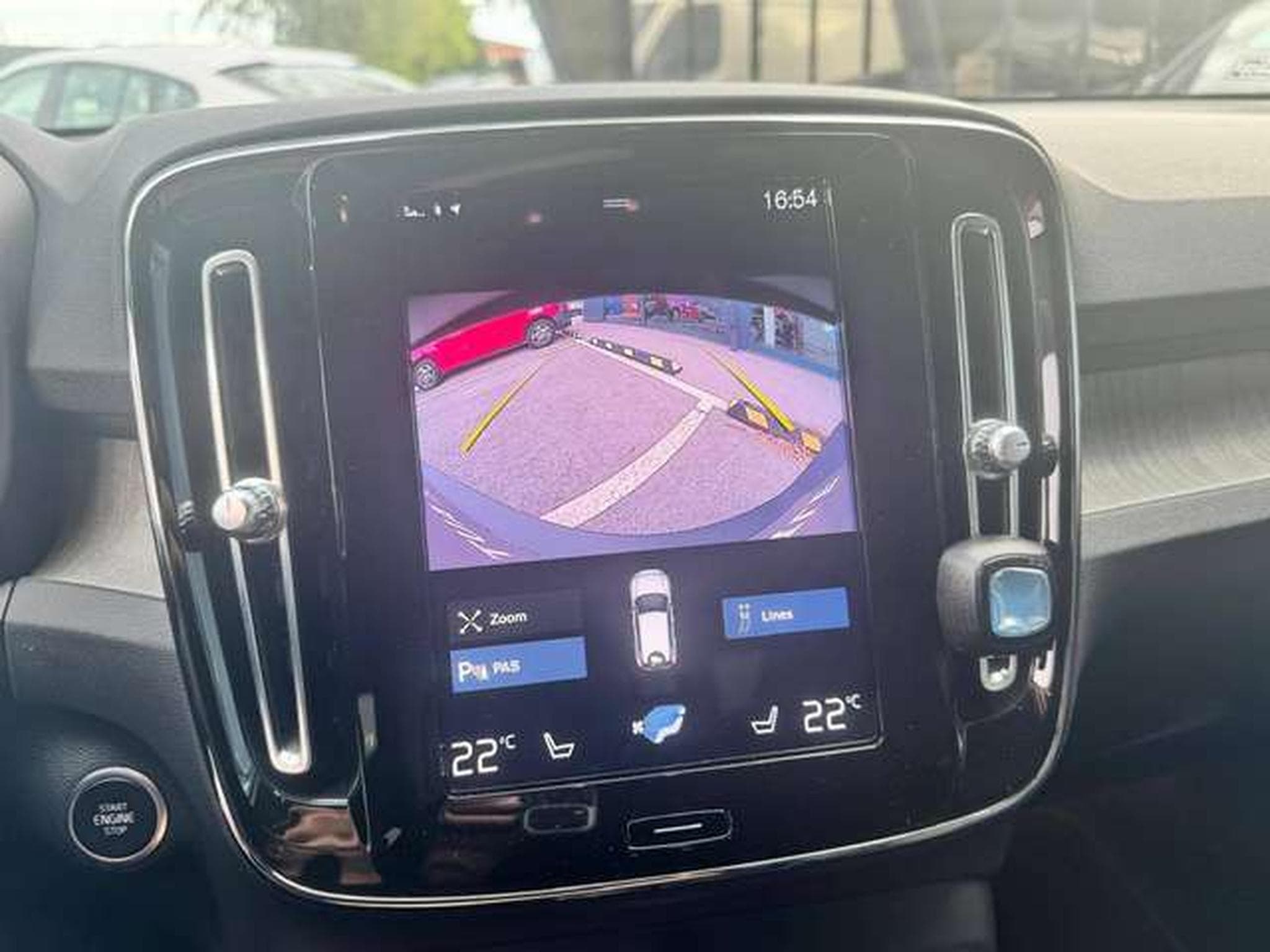 Volvo XC40 XC40 T2 Plus Dark / 1ER OWNER / JUSQU'A 36MOIS DE GARANTIE (2022) - Photo 15