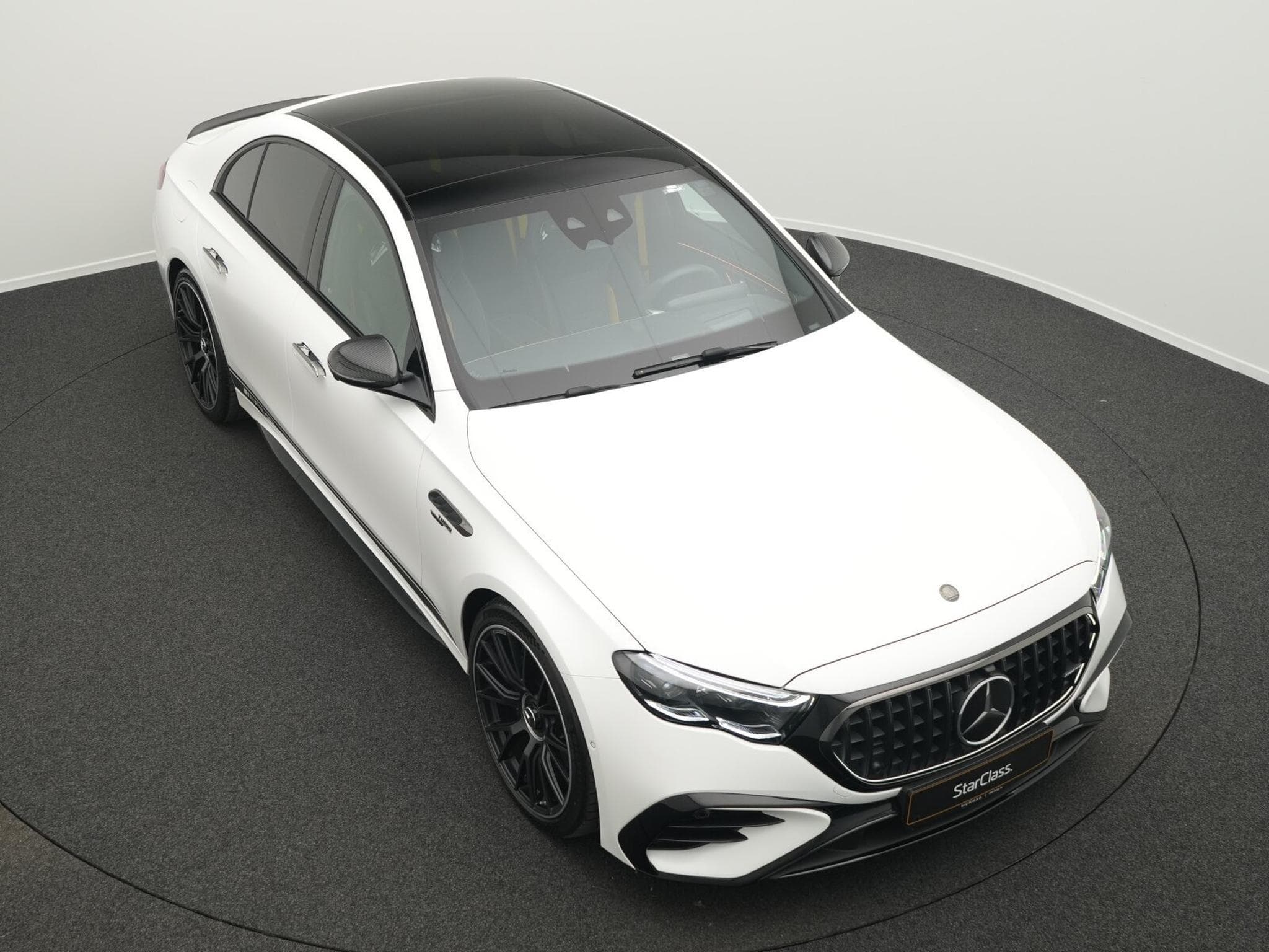 Mercedes E 53 AMG 4MATIC Edition1 Carbon+Night+Burm (2025) - Foto 12