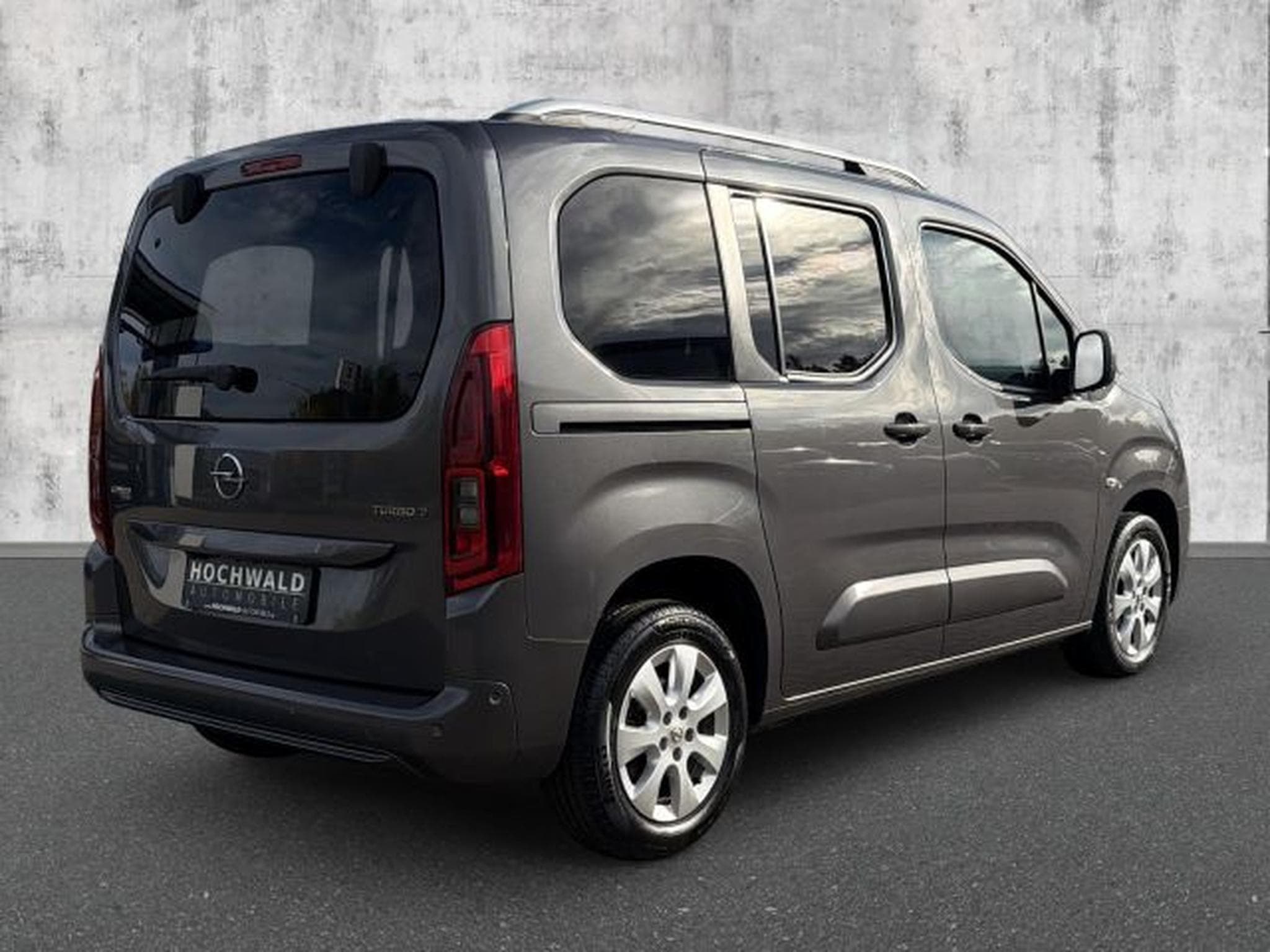 Opel Combo Combo Life 1.5 CDTI Innovation NAVI PANO RFK DAB (2019) - Photo 5