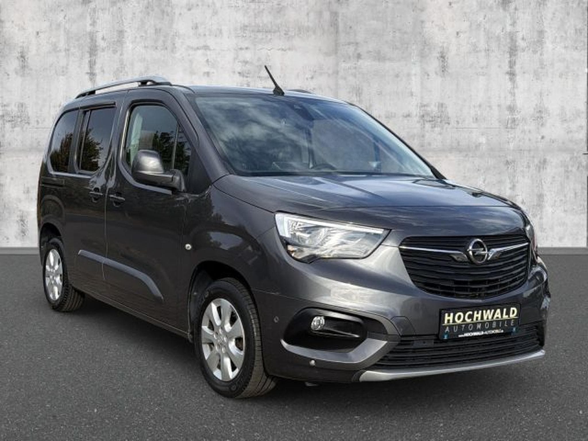 Opel Combo Combo Life 1.5 CDTI Innovation NAVI PANO RFK DAB (2019) - Photo 7