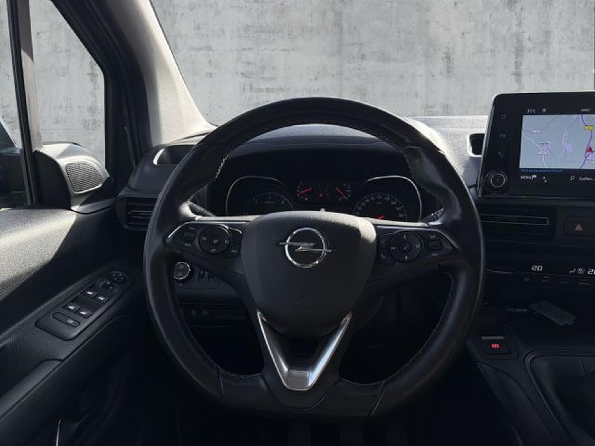 Opel Combo Combo Life 1.5 CDTI Innovation NAVI PANO RFK DAB (2019) - Photo 15