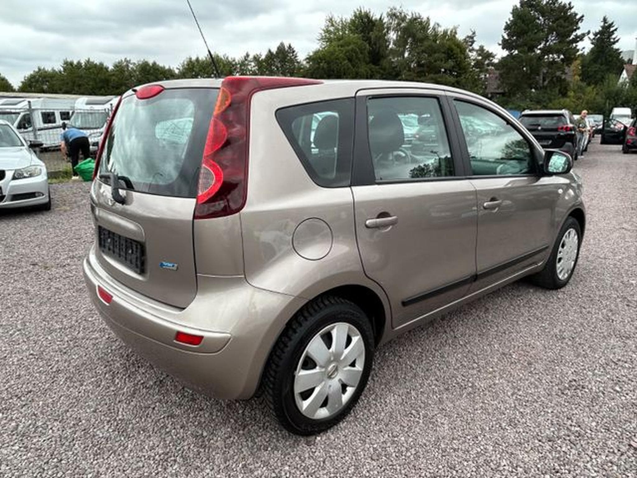 Nissan Note Note Acenta 1.4 *Klima*Tempomat*MFL*Bluetooth* (2009) - Foto 4