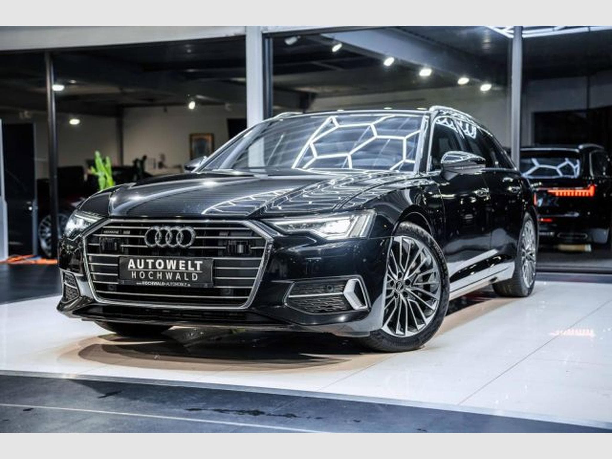 Audi A6 A6 Avant 50 TFSI e quattro S-tron S-Line RFK AHK (2023) - Photo 2