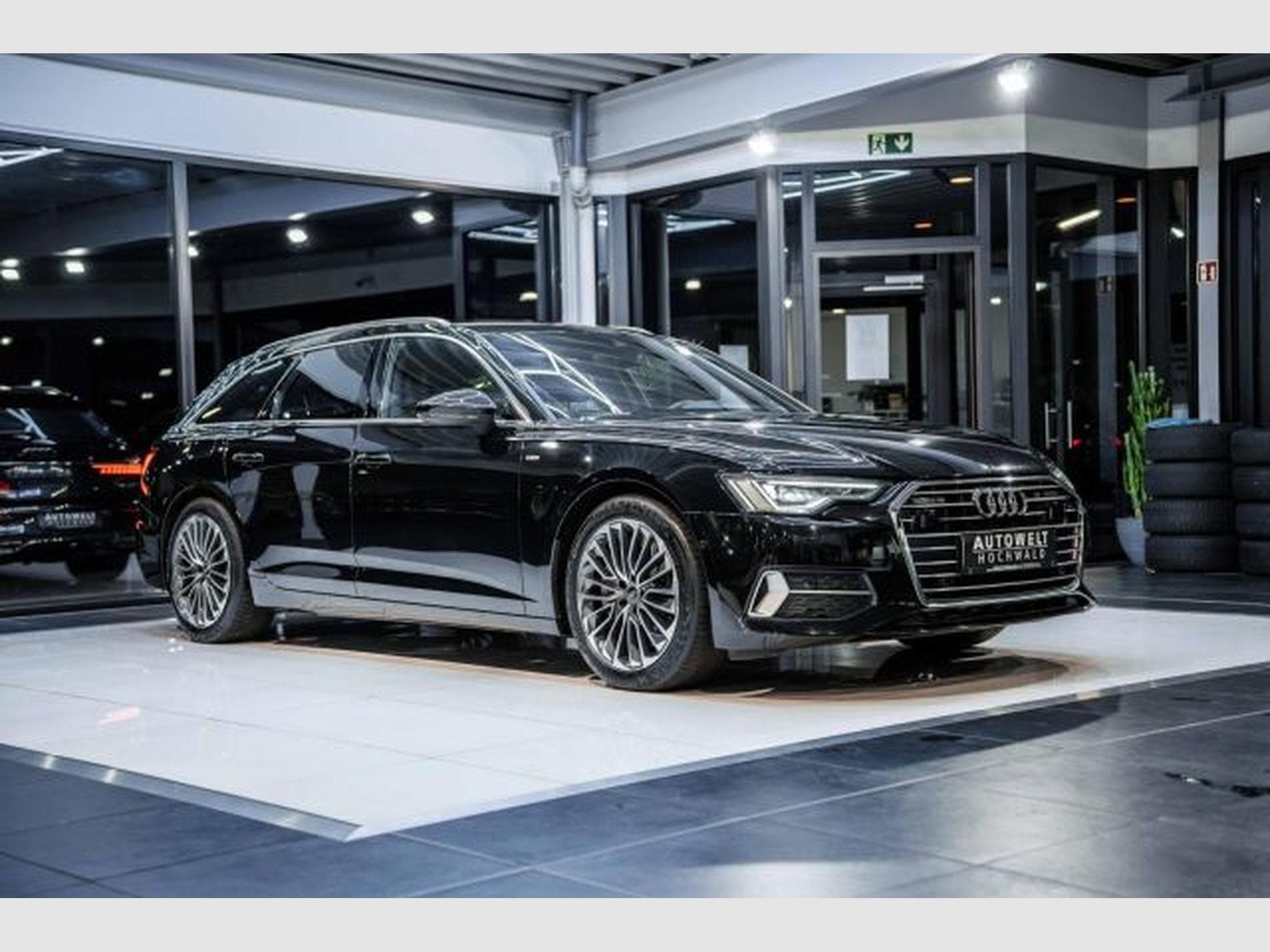 Audi A6 A6 Avant 50 TFSI e quattro S-tron S-Line RFK AHK (2023) - Photo 6