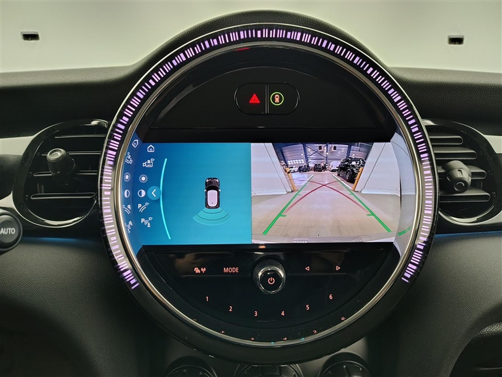 MINI Cooper 28.9 kWh NAVI / CARPLAY / FULL LED (2023) - Photo 18