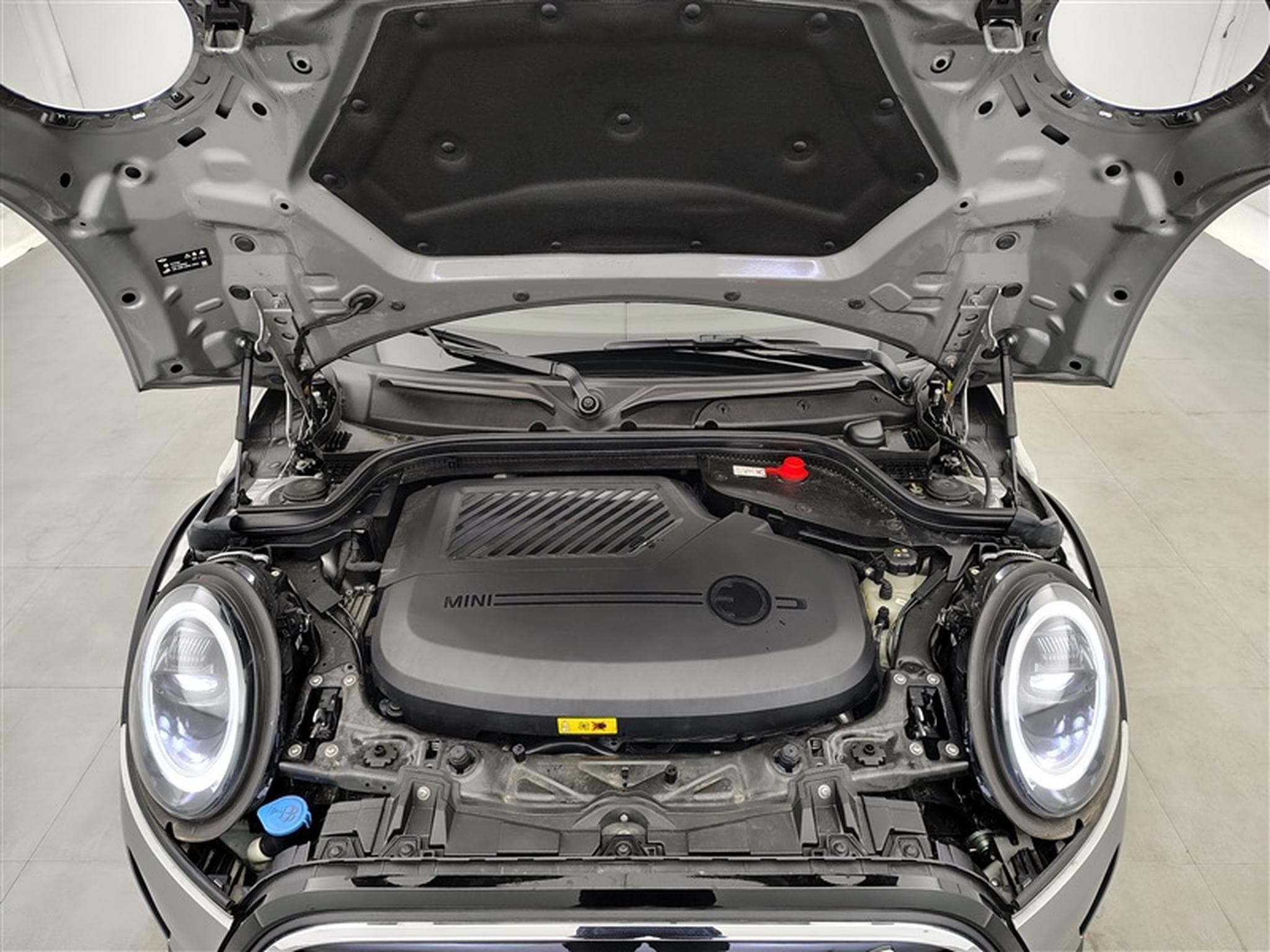 MINI Cooper 28.9 kWh NAVI / CARPLAY / FULL LED (2023) - Photo 19