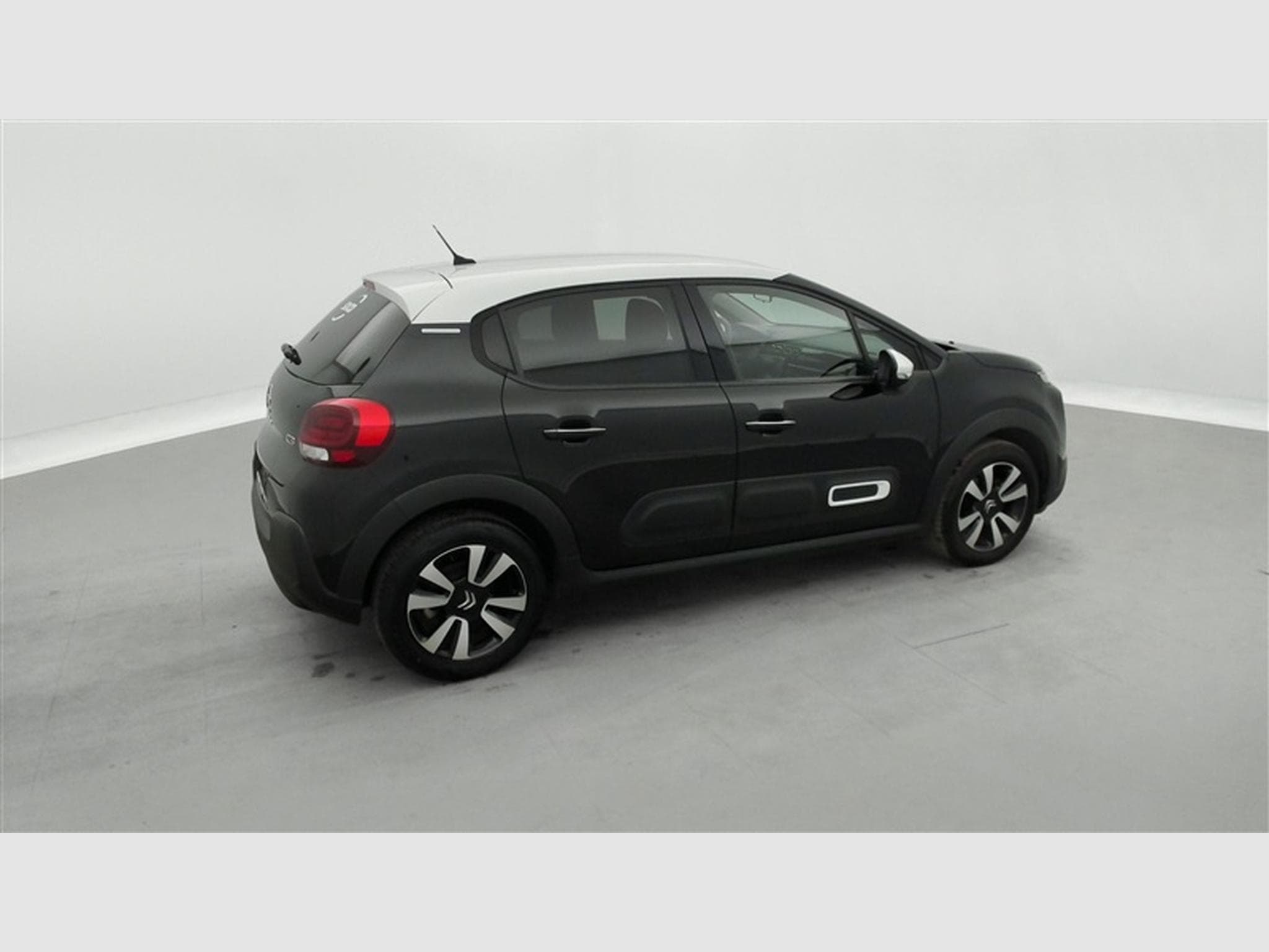 Citroen C3 1.2i PureTech Shine FULL LED / CARPLAY (2023) - Photo 25