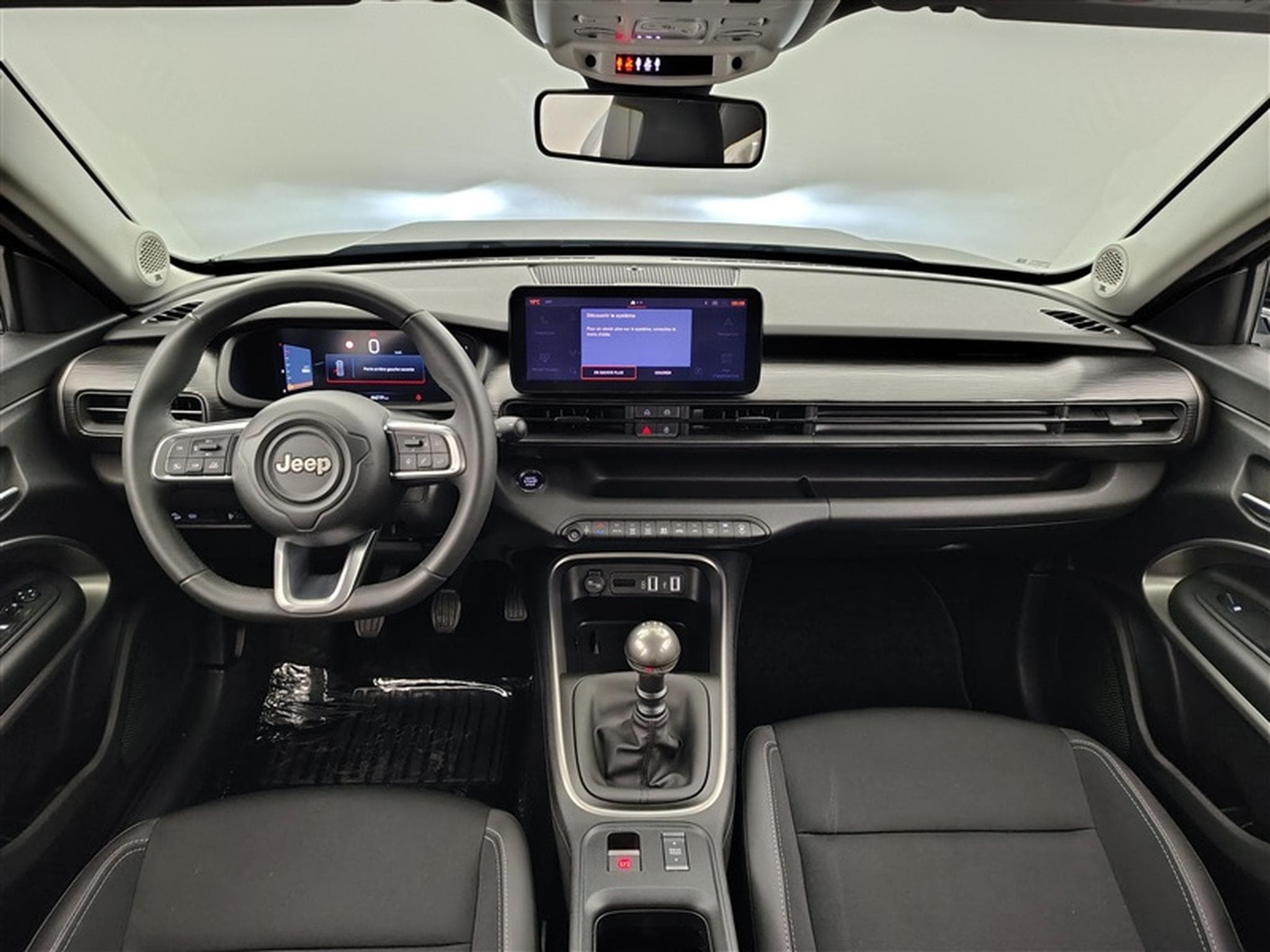 Jeep Avenger 1.2 Turbo Altitude *NAVI/CARPLAY/FULL LED/CAM360/JA18* (2024) - Photo 8