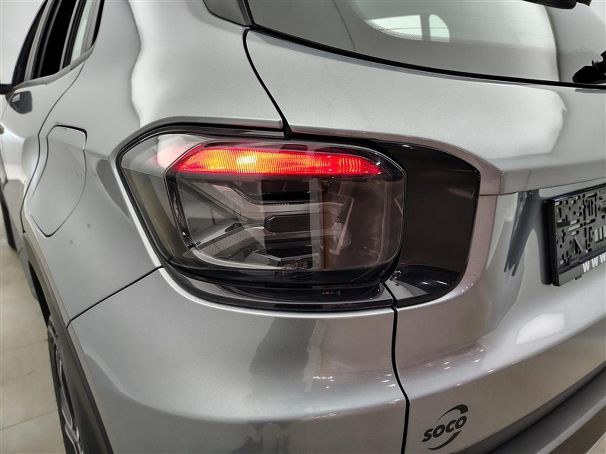 Jeep Avenger 1.2 Turbo Altitude *NAVI/CARPLAY/FULL LED/CAM360/JA18* (2024) - Photo 16