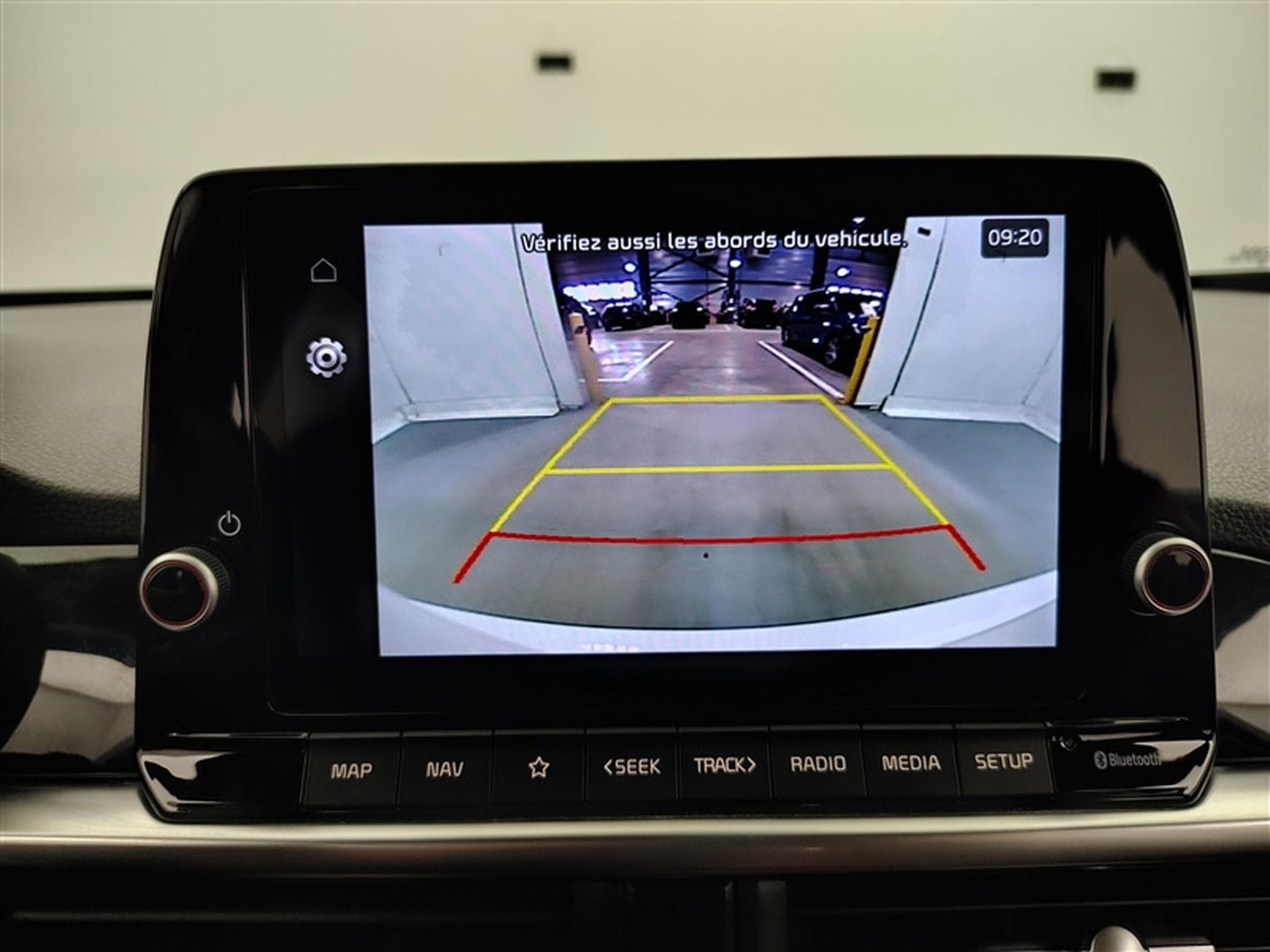 Kia Picanto 1.0i GT Line NAVI 8" /CARPLAY/ CAMERA / JA 16" (2022) - Photo 18