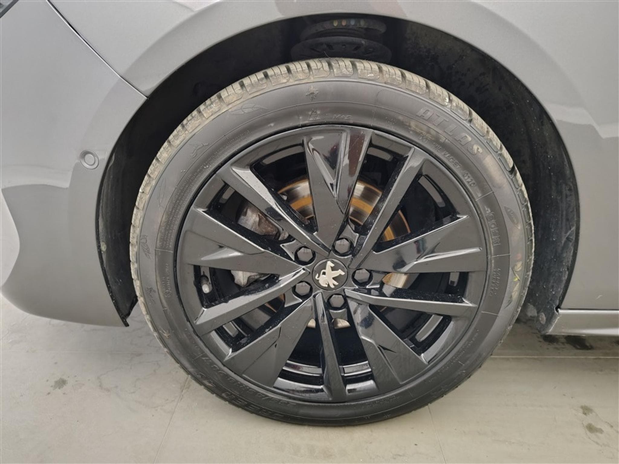 Peugeot 508 1.2 PureTech GT Pack AUTO/S-CUIR/NAVI/FULL LED/JA18 (2022) - Photo 6