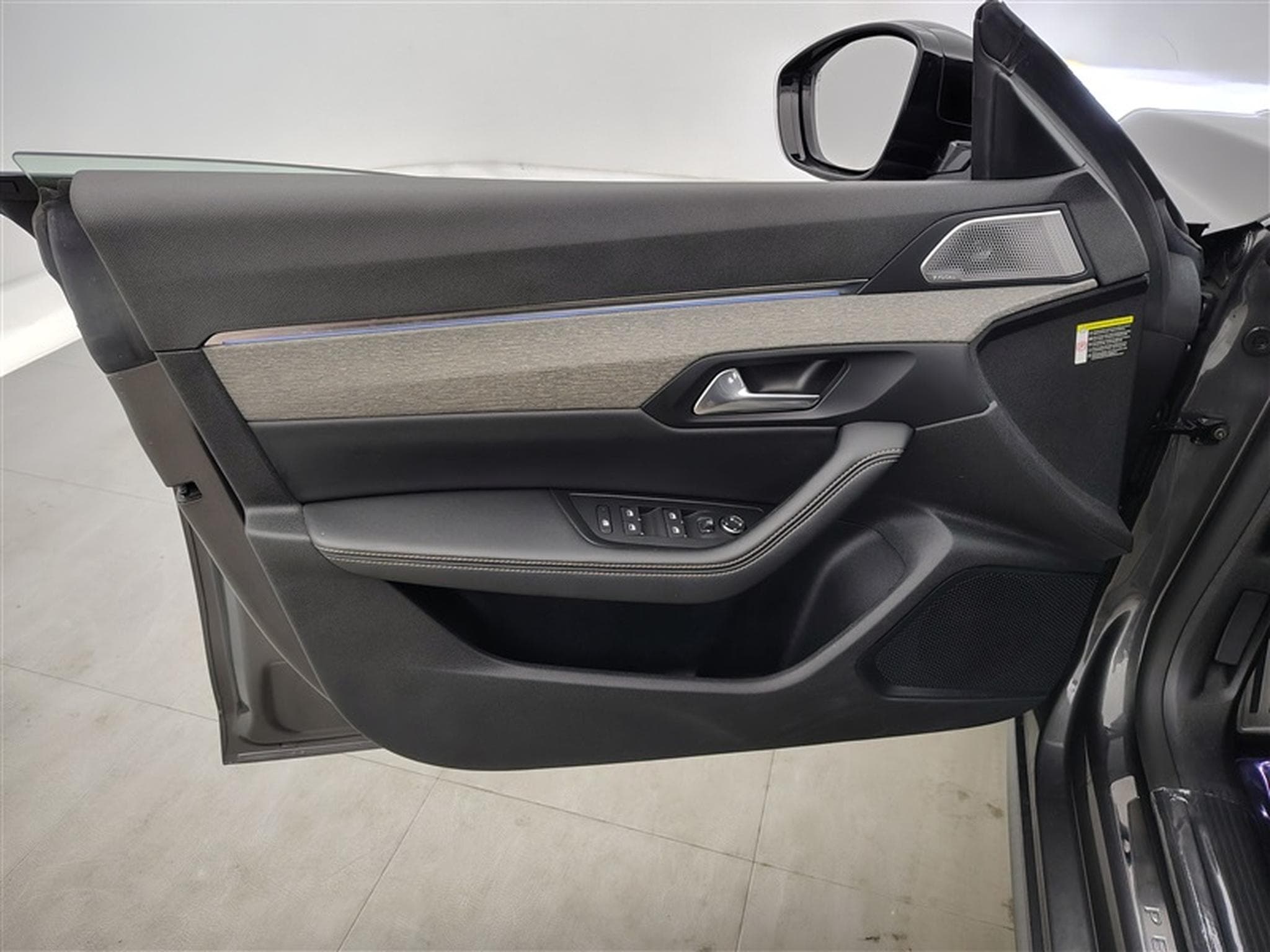 Peugeot 508 1.2 PureTech GT Pack AUTO/S-CUIR/NAVI/FULL LED/JA18 (2022) - Photo 17