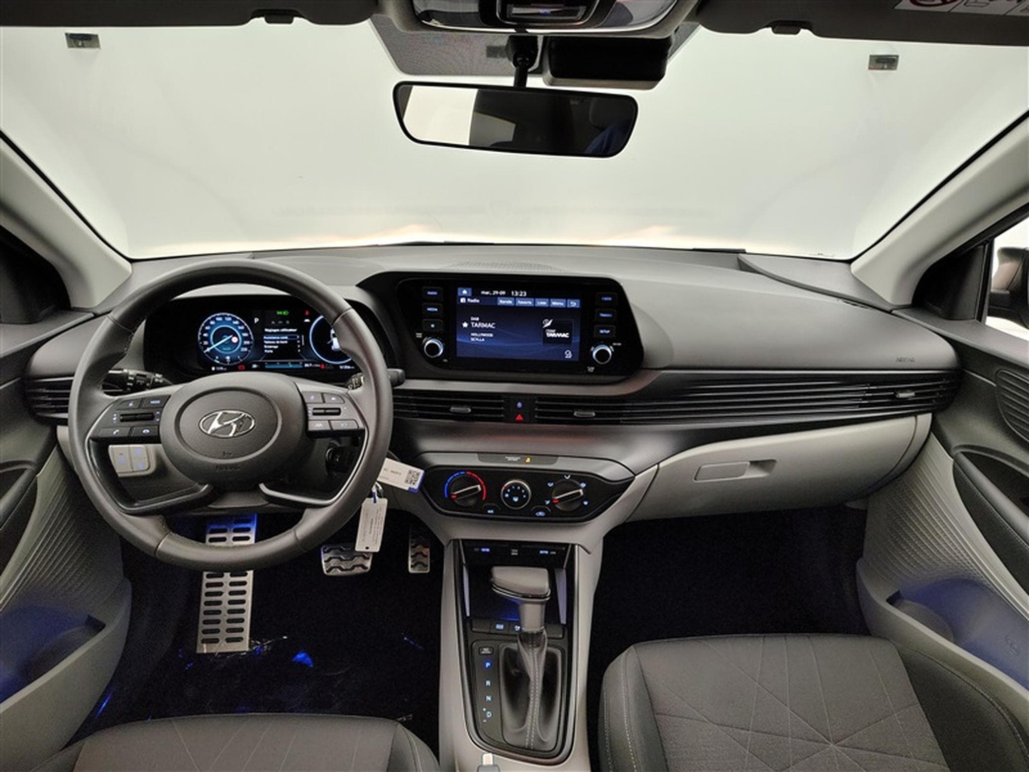 Hyundai Bayon 1.0 T-GDi MHEV DCT-7 100Cv Intuitive CARPLAY / CLIM (2023) - Photo 8
