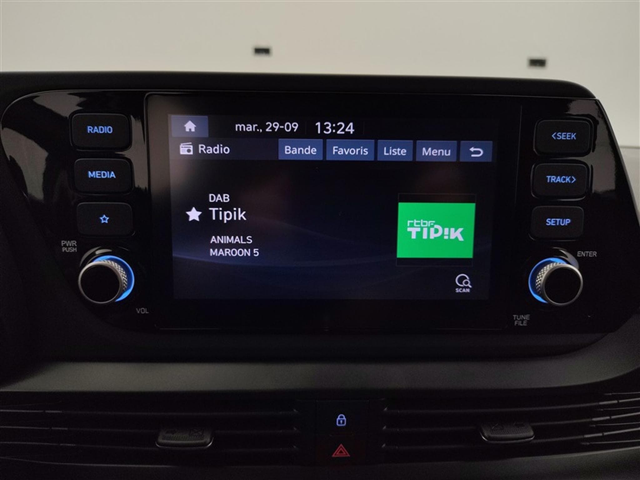 Hyundai Bayon 1.0 T-GDi MHEV DCT-7 100Cv Intuitive CARPLAY / CLIM (2023) - Photo 11