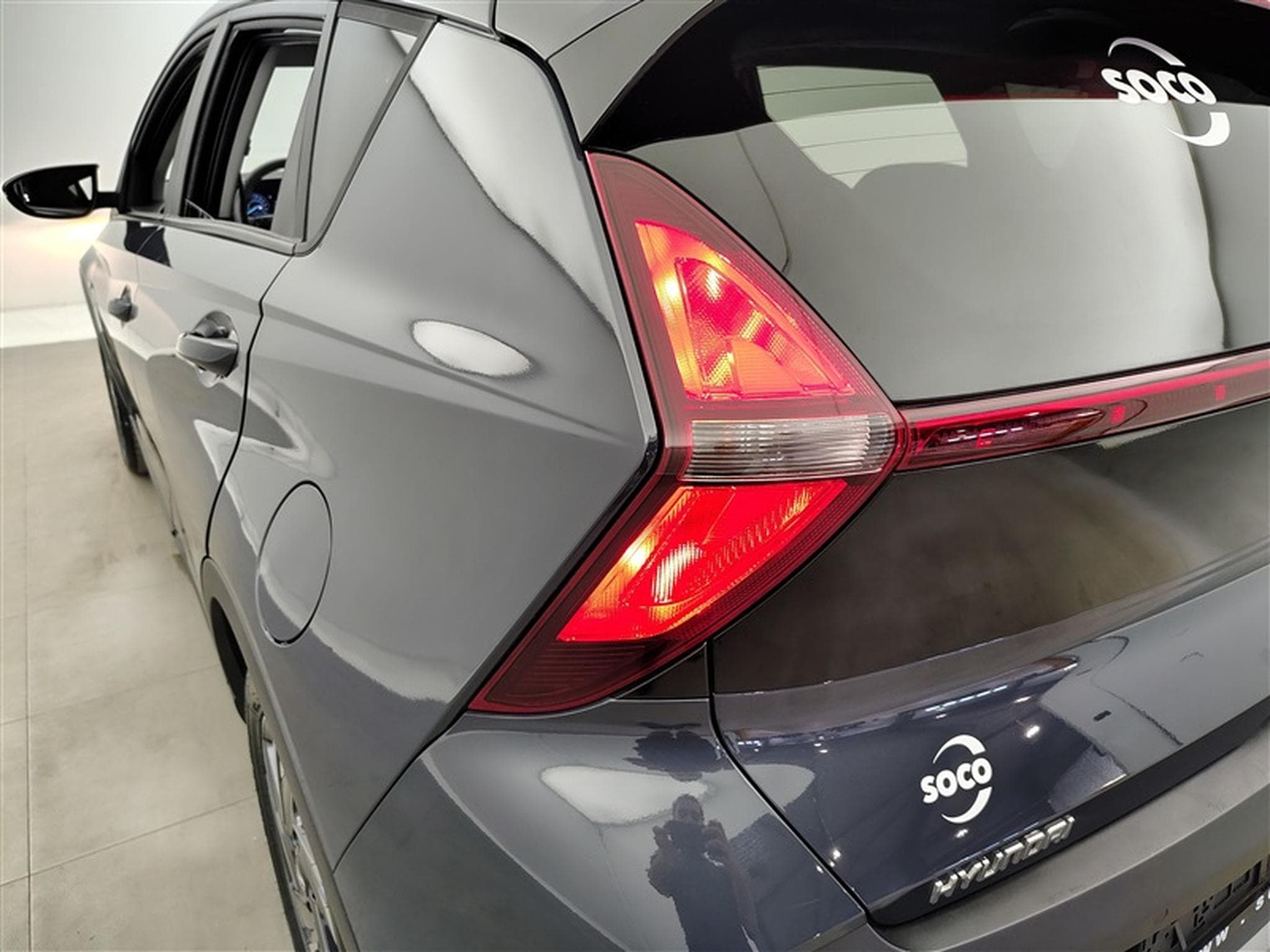 Hyundai Bayon 1.0 T-GDi MHEV DCT-7 100Cv Intuitive CARPLAY / CLIM (2023) - Photo 16