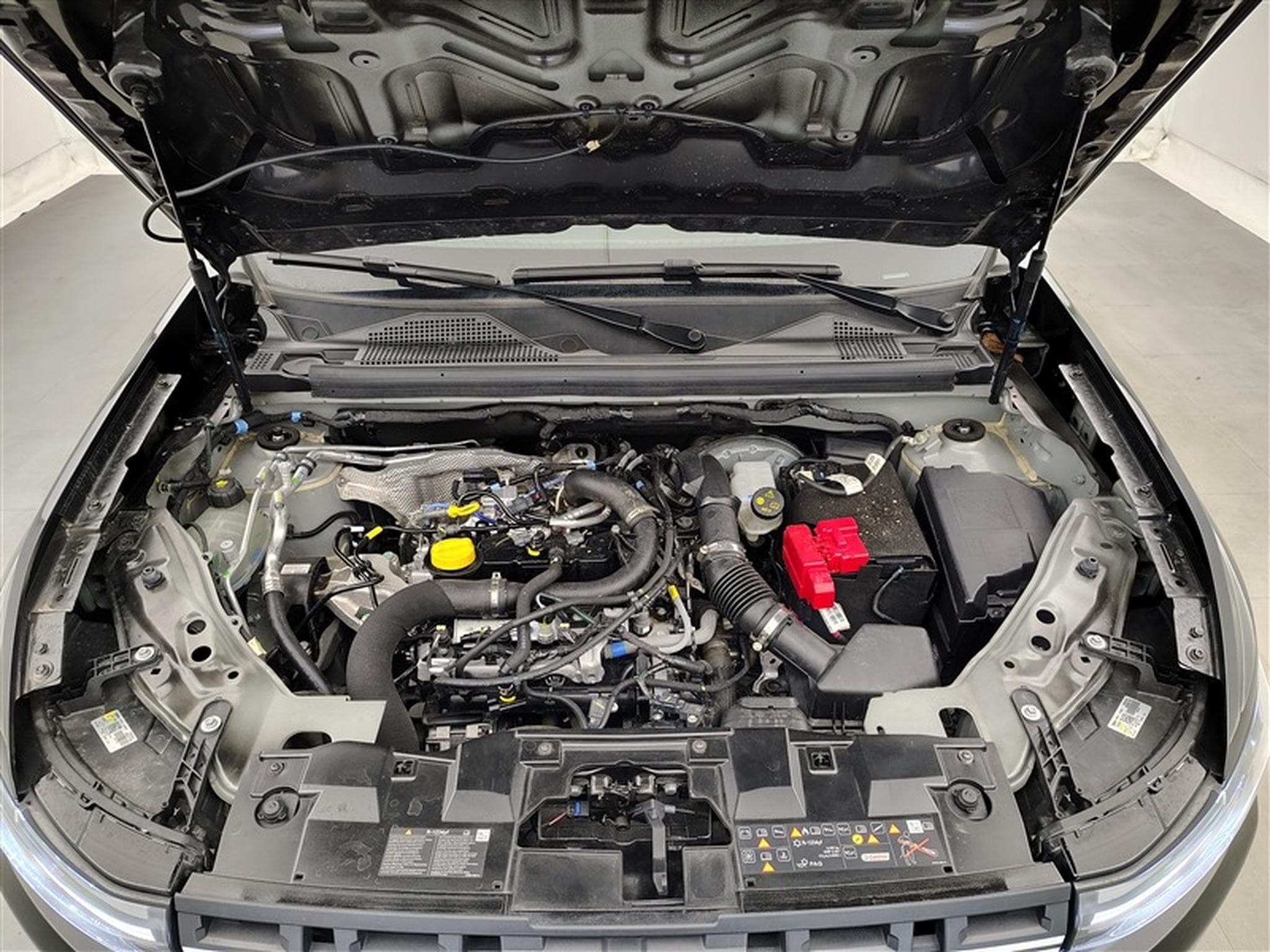 Dacia Duster 1.2 Mild hybrid  ESS+ LPG Journey (2025) - Photo 18