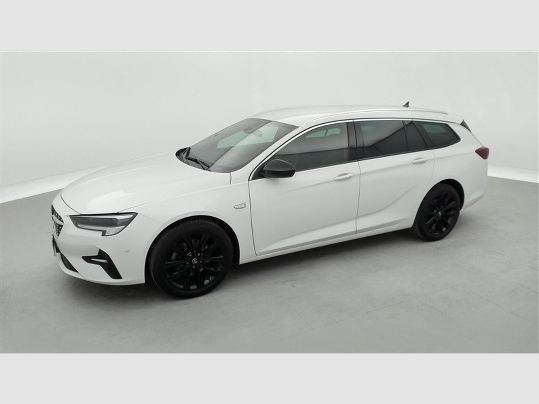 Opel Insignia Sports Tourer 1.5 Turbo D Elegance  Cuir / Navi / Led (2021) - Photo 24