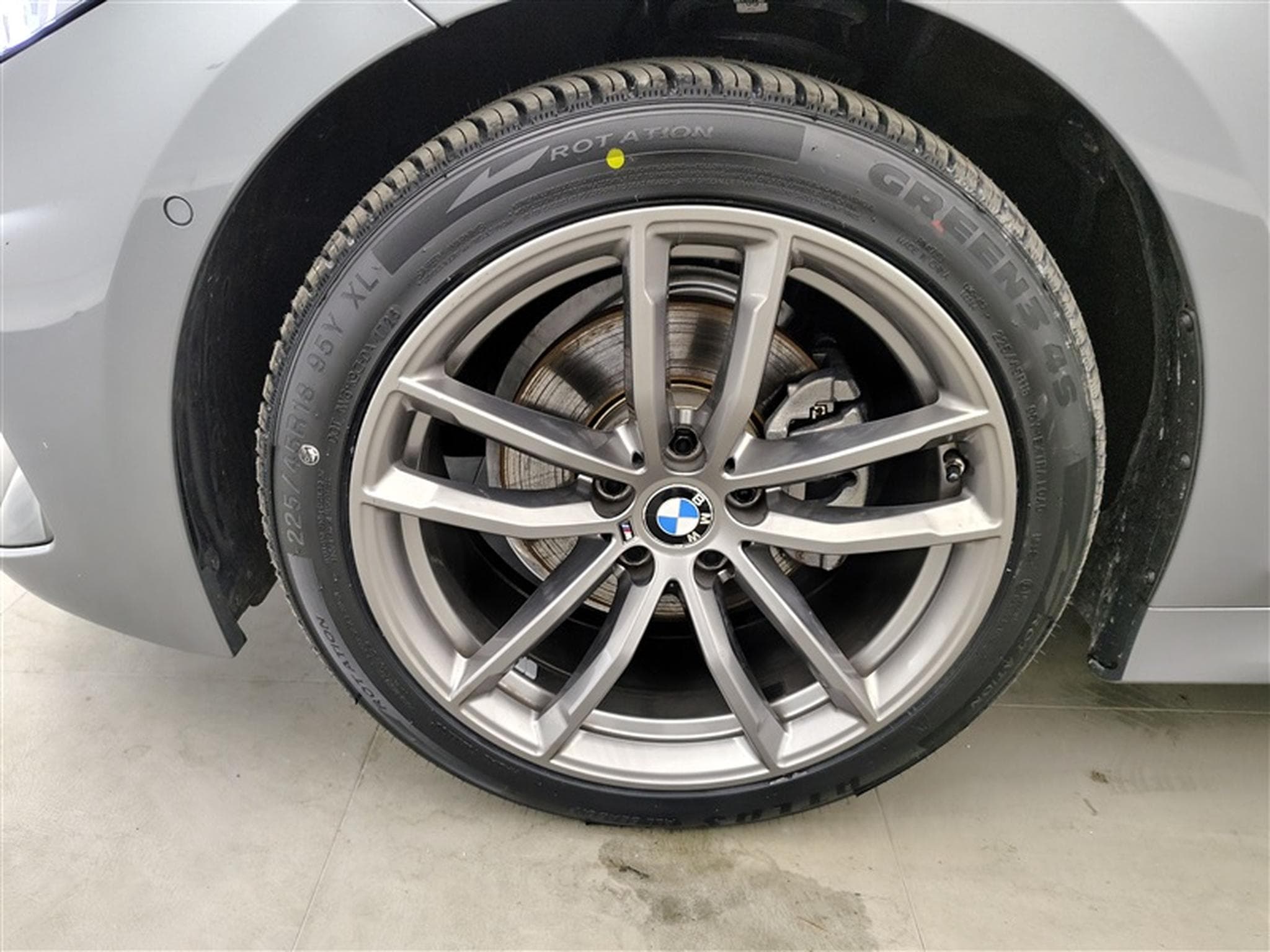 BMW 320 Touring 320iAS Pack M NAVI / FULL LED / PANO / CAMERA 360" (2025) - Photo 6