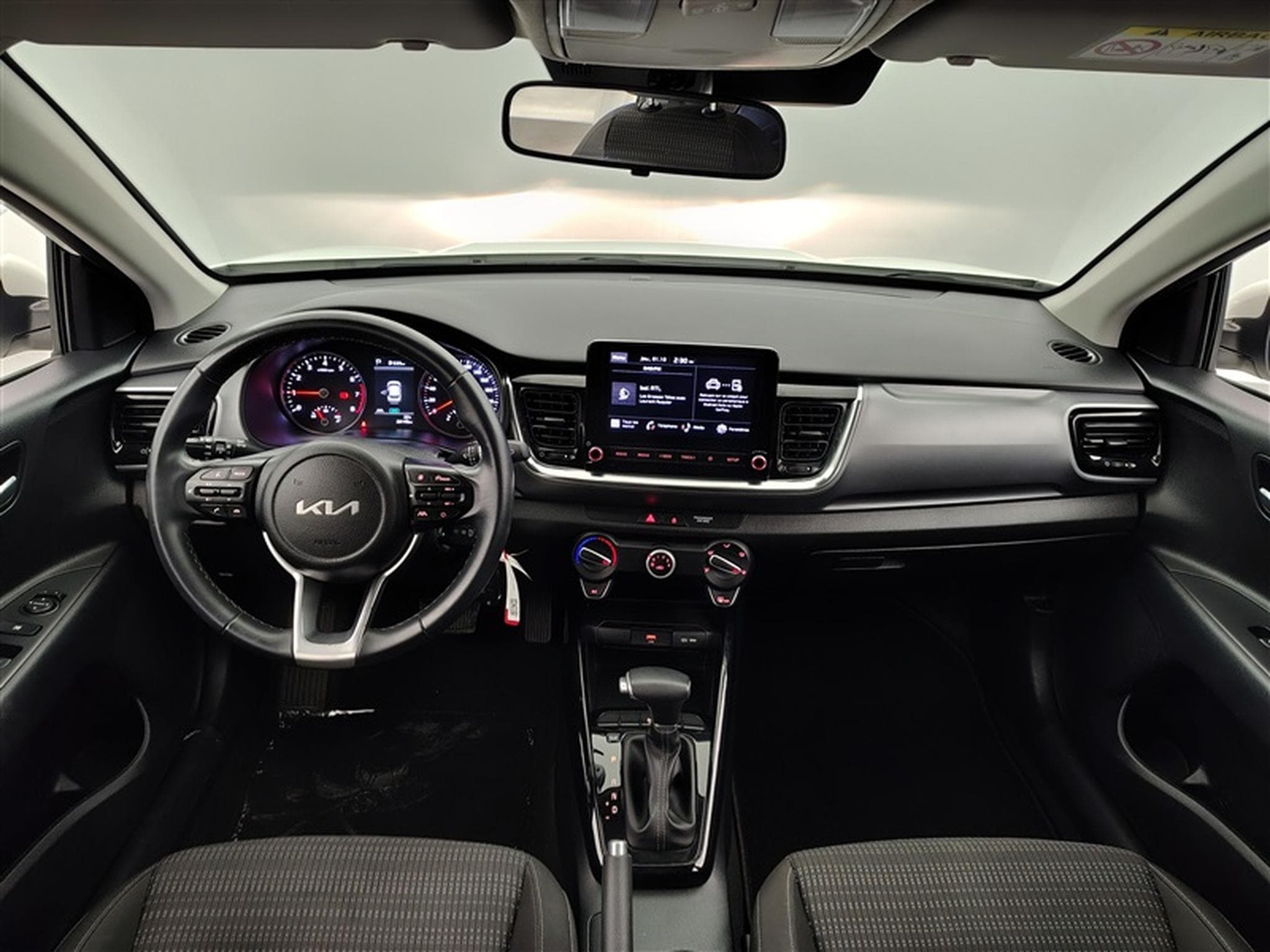 Kia Stonic 1.0 T-GDi 120cv DCT Pulse CARPLAY / CAMERA / JA 16" (2023) - Photo 8