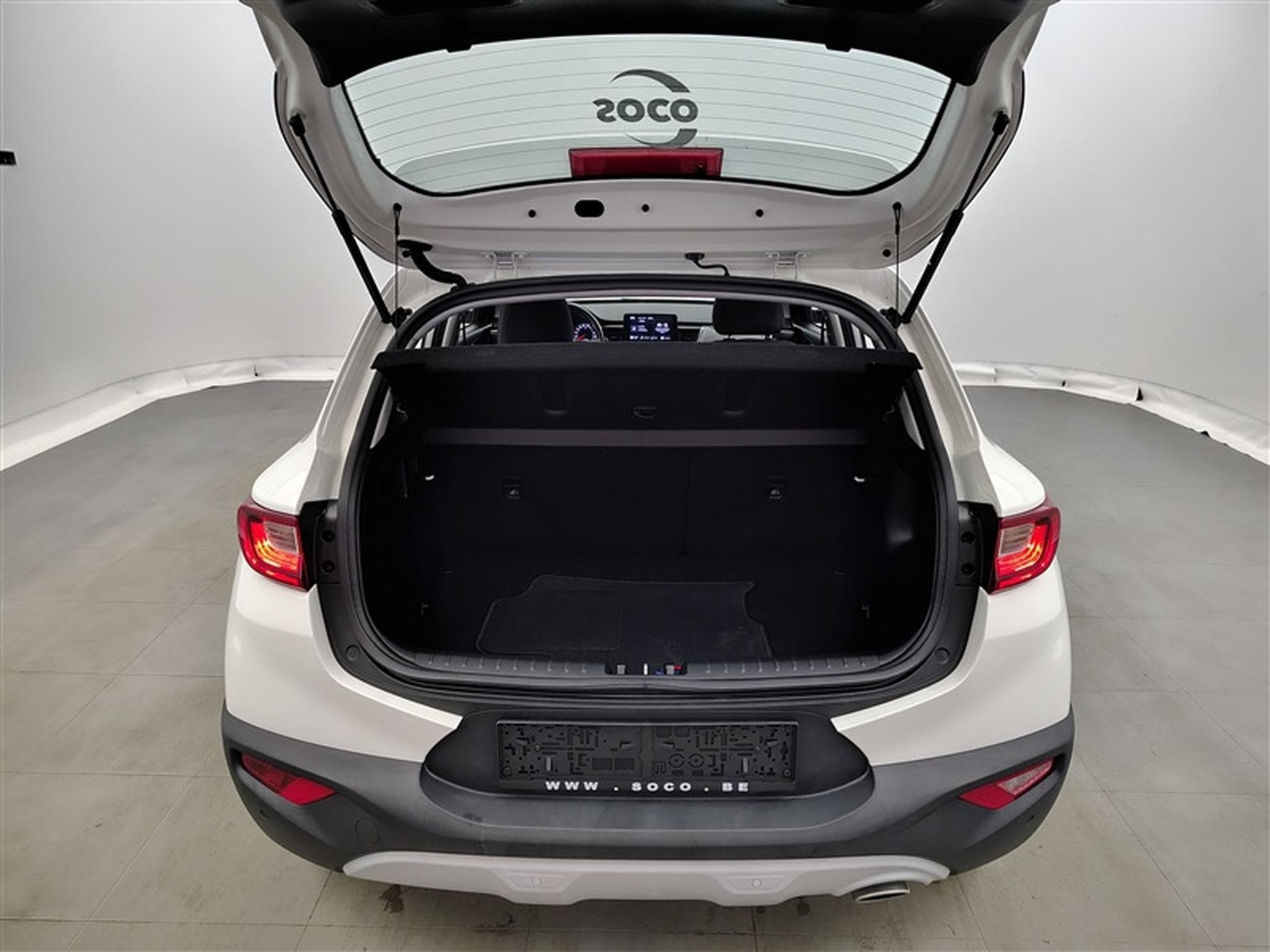 Kia Stonic 1.0 T-GDi 120cv DCT Pulse CARPLAY / CAMERA / JA 16" (2023) - Photo 14
