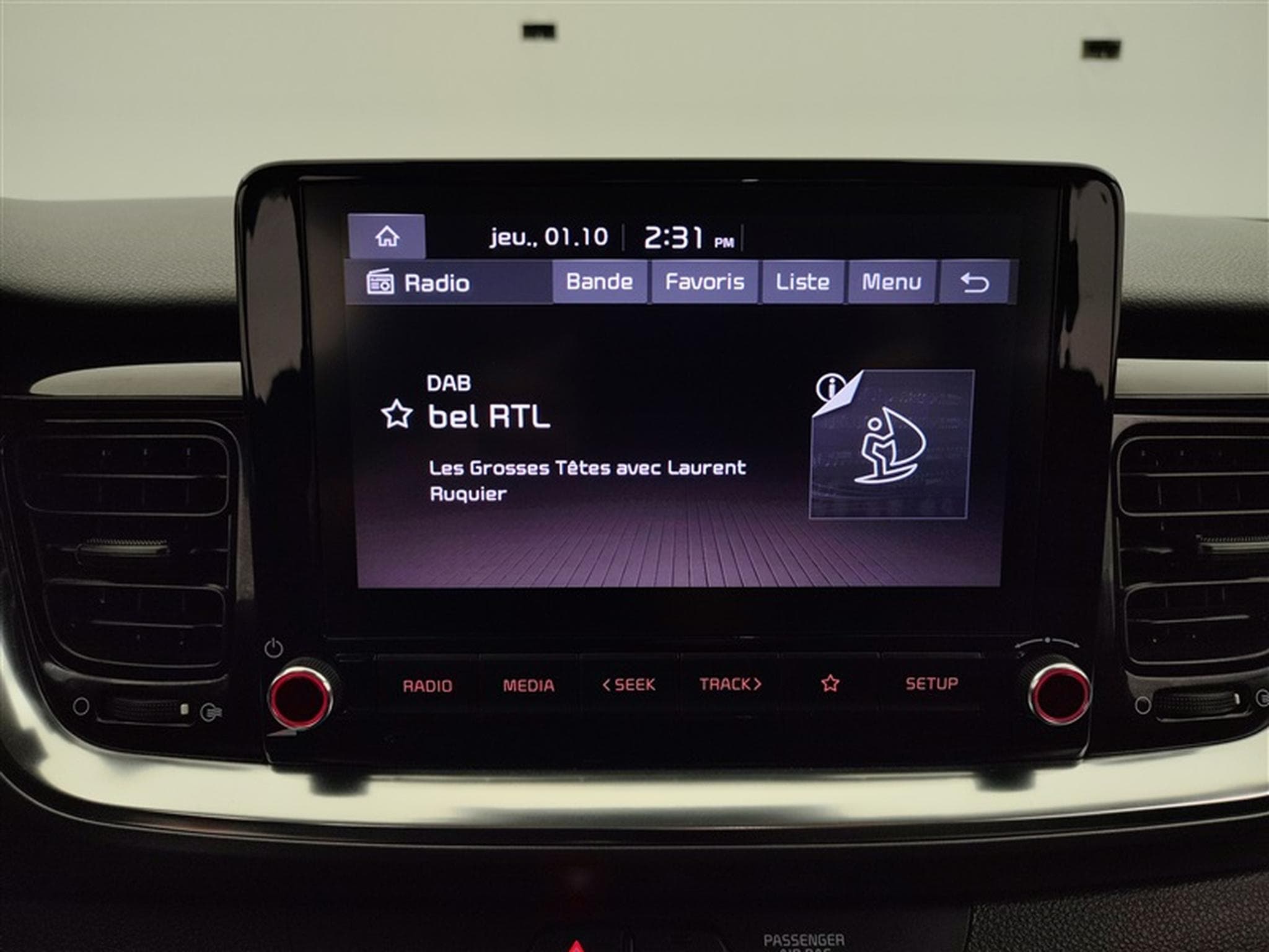 Kia Stonic 1.0 T-GDi 120cv DCT Pulse CARPLAY / CAMERA / JA 16" (2023) - Photo 11