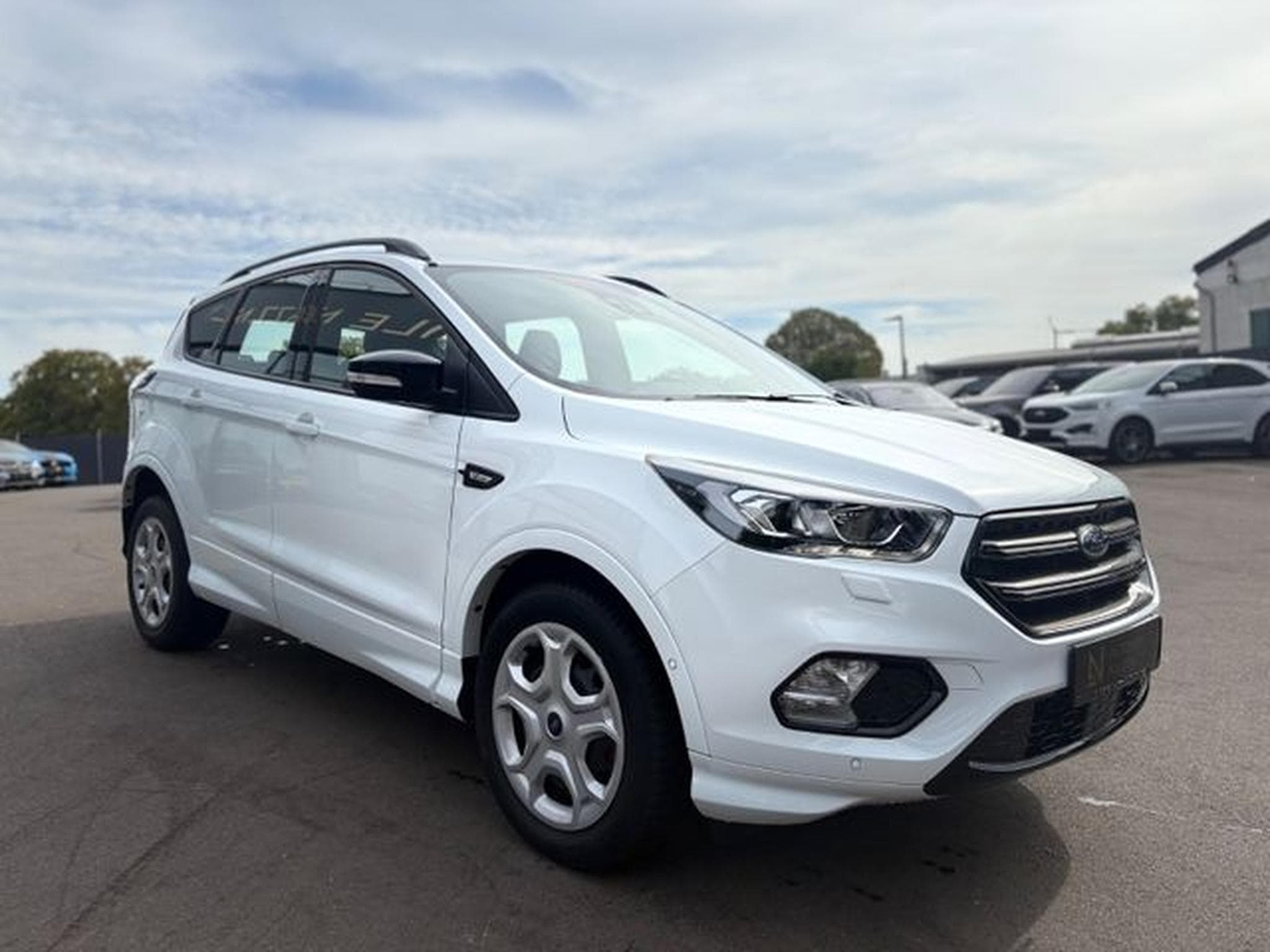 Ford Kuga KUGA *ST-LINE*NAVI*PDC*SITZHEIZUNG*AUTOMATIK* (2019) - Photo 5