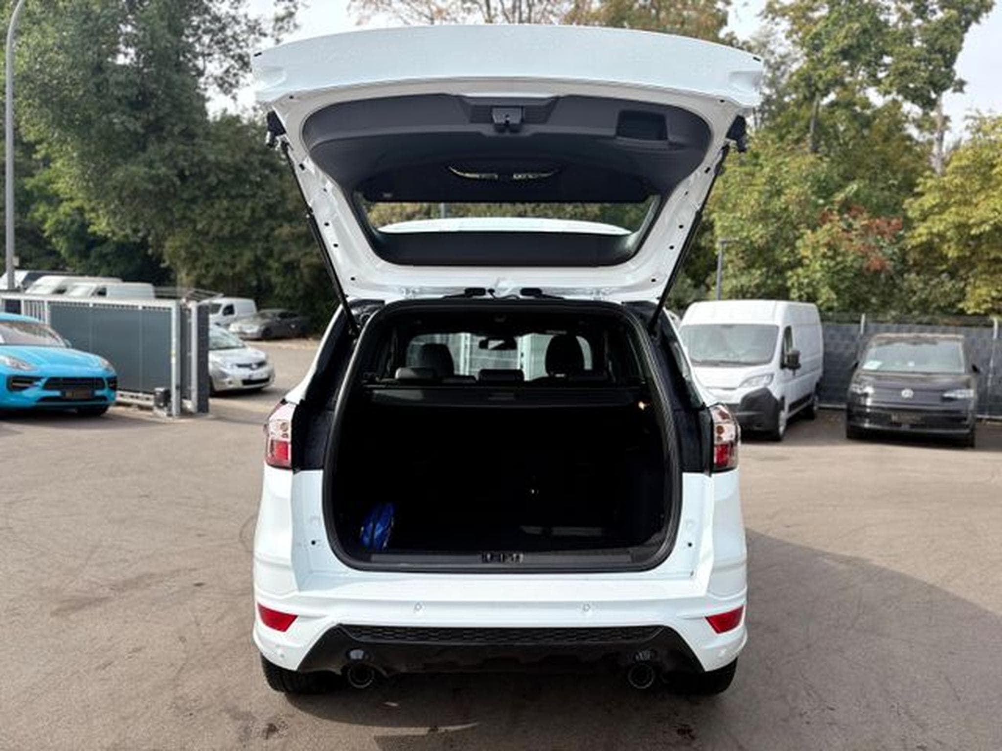 Ford Kuga KUGA *ST-LINE*NAVI*PDC*SITZHEIZUNG*AUTOMATIK* (2019) - Photo 9