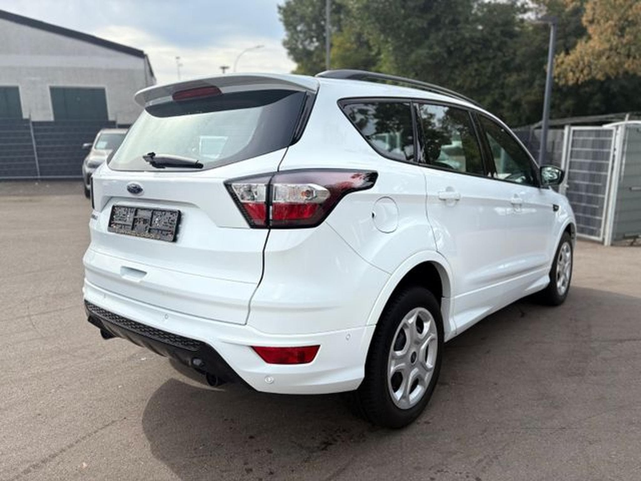 Ford Kuga KUGA *ST-LINE*NAVI*PDC*SITZHEIZUNG*AUTOMATIK* (2019) - Photo 7