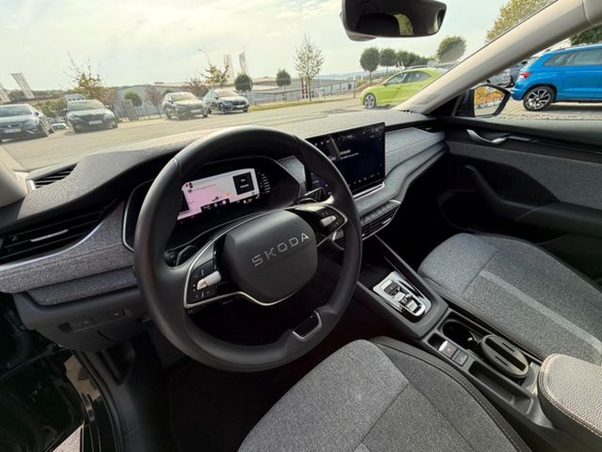 Skoda Octavia Octavia 2.0TDI Selection Kamera Keyless LED ACC (2025) - Photo 12