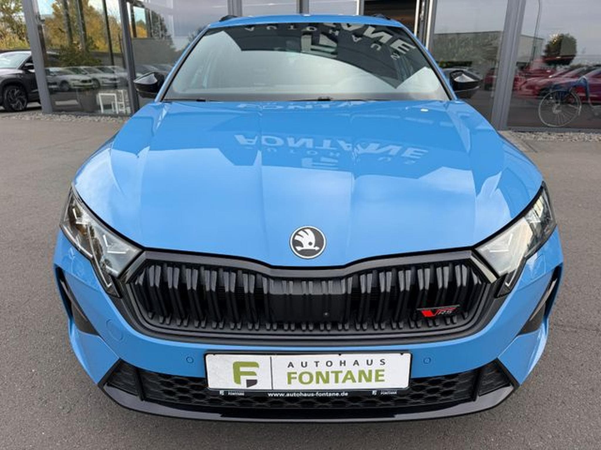 Skoda Octavia Octavia Kombi 2.0TSI RS AHK Standhz Canton 360° (2025) - Photo 4