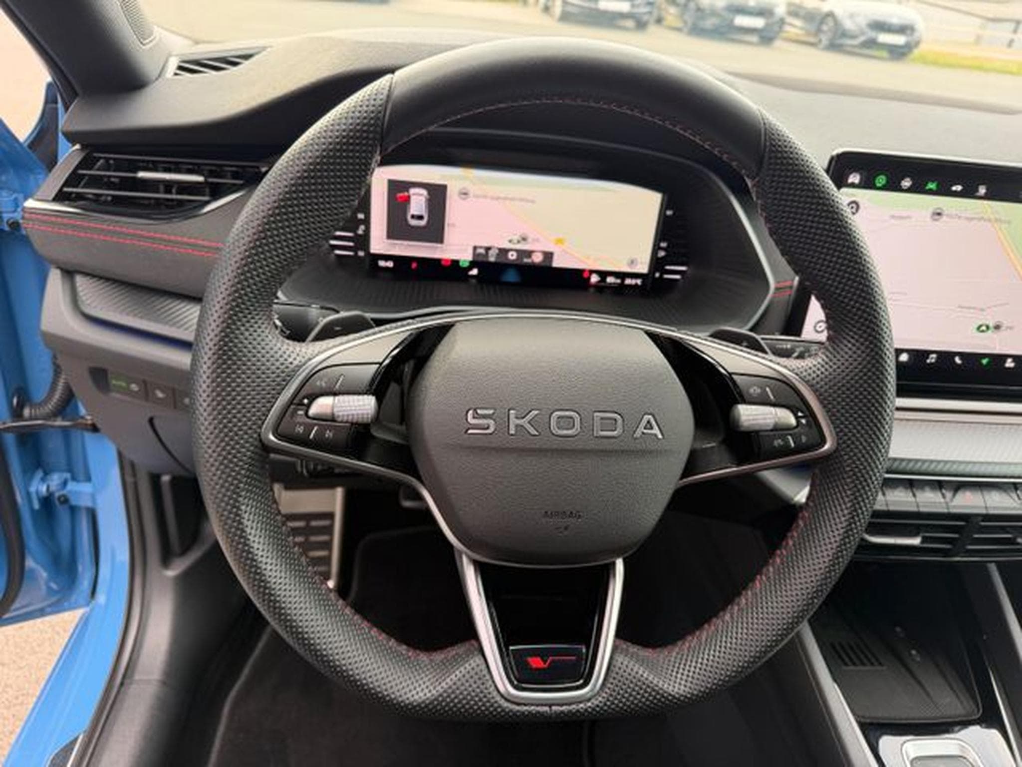 Skoda Octavia Octavia Kombi 2.0TSI RS AHK Standhz Canton 360° (2025) - Photo 14