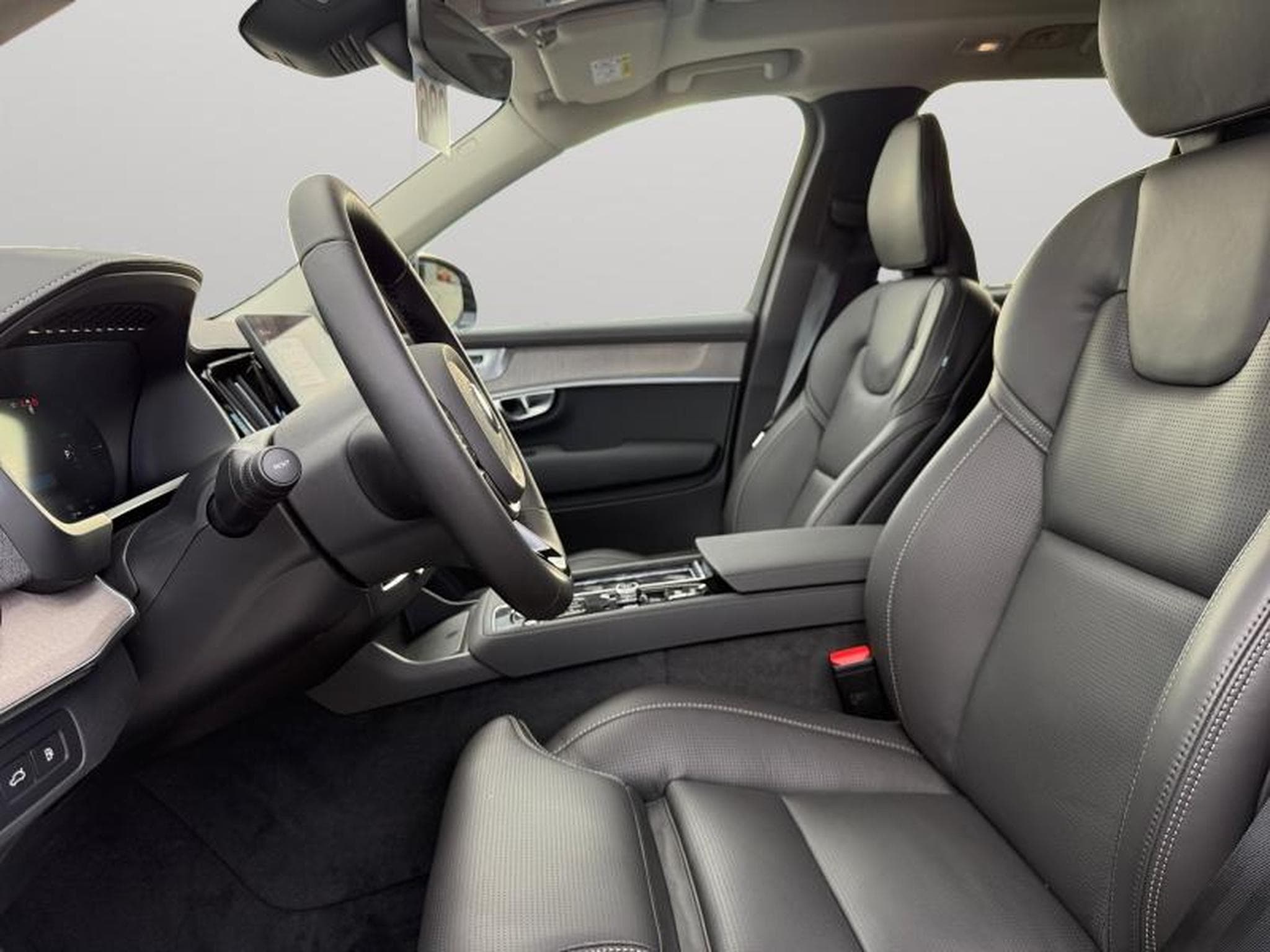 Volvo XC90 T8 Plus Dark / Full Option / Hybride (2026) - Photo 10