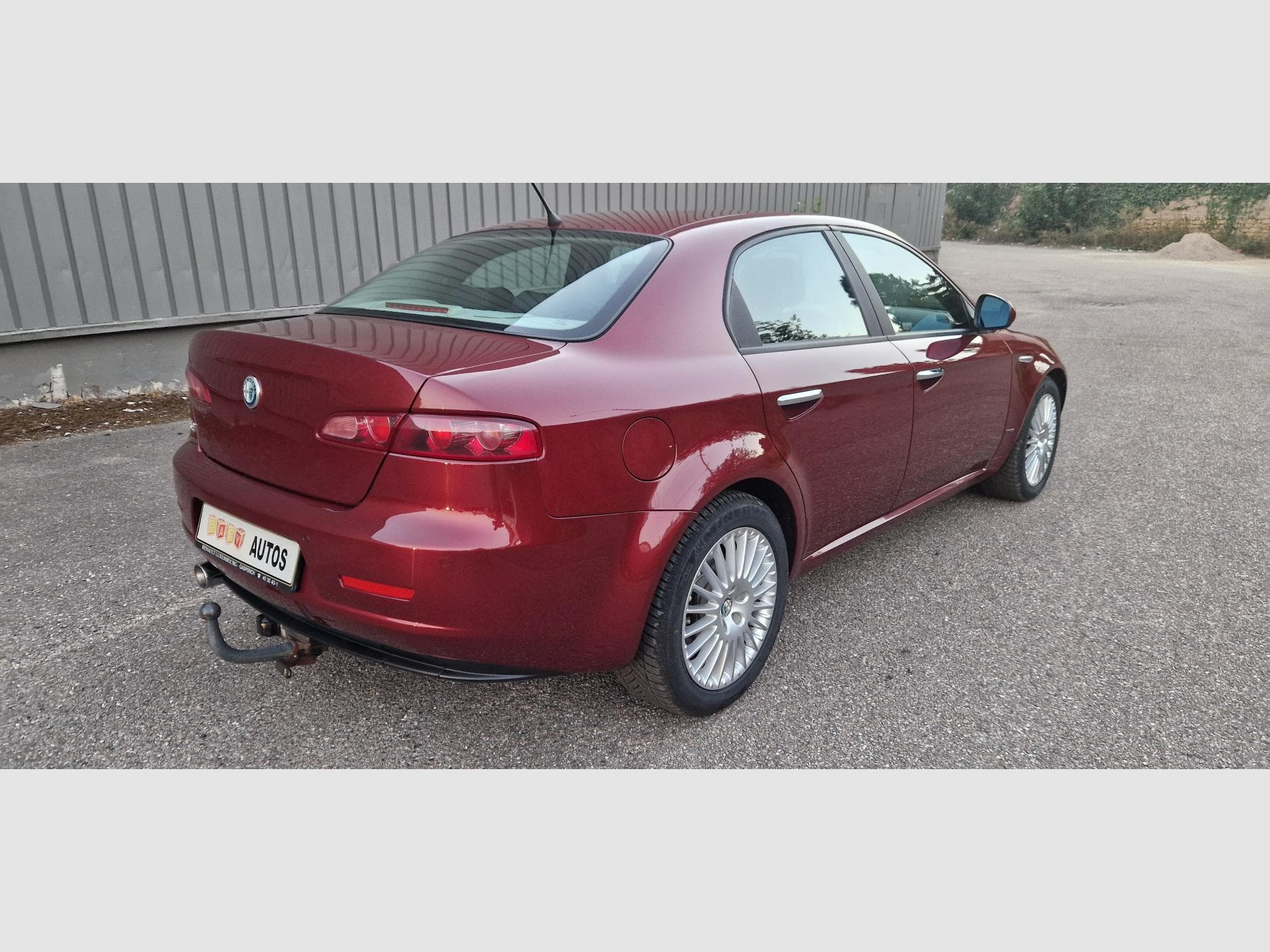 Alfa-Romeo 159 1.9 jtdM 16v 136ch (2006) - Photo 3