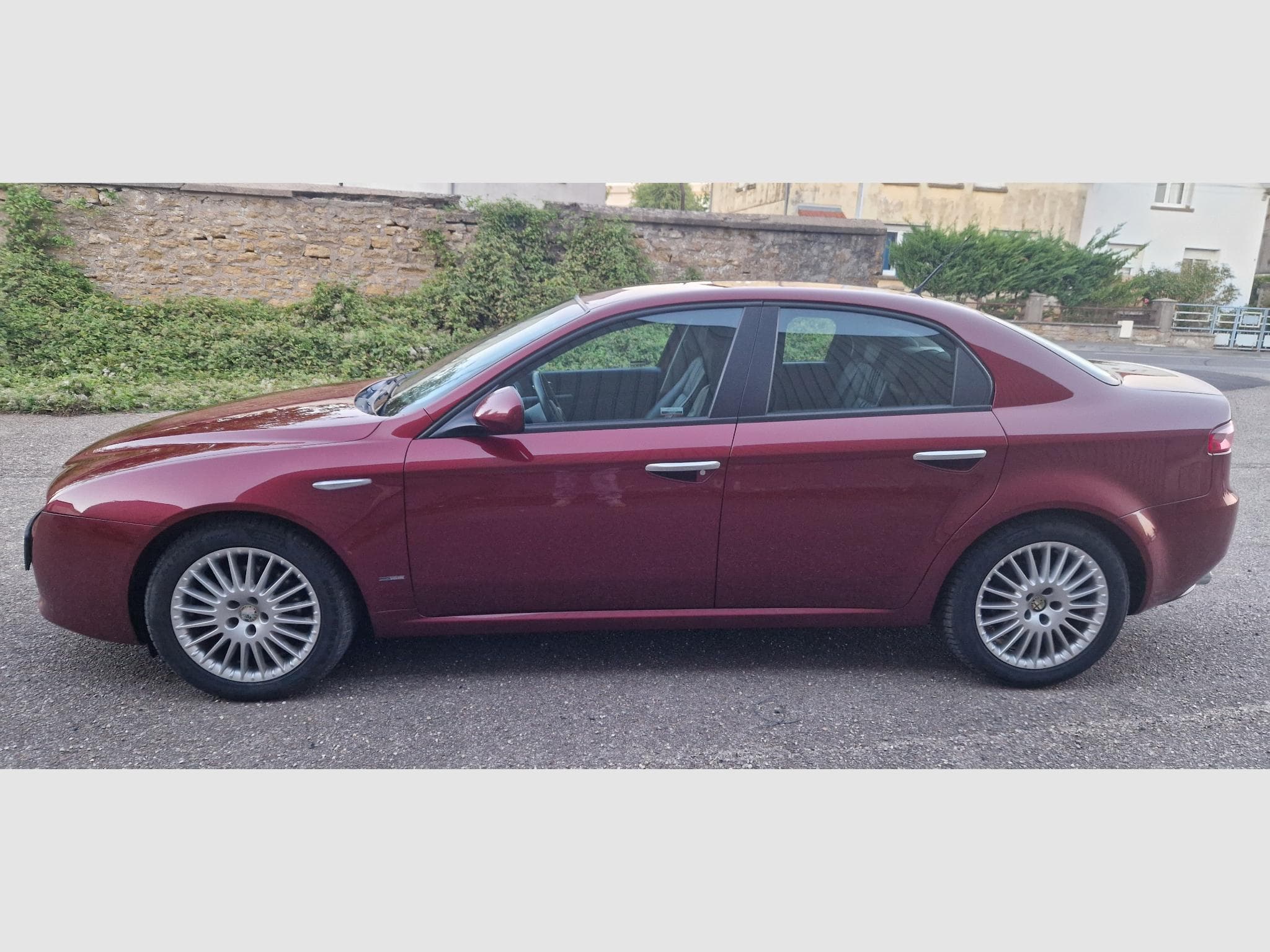 Alfa-Romeo 159 1.9 jtdM 16v 136ch (2006) - Photo 6