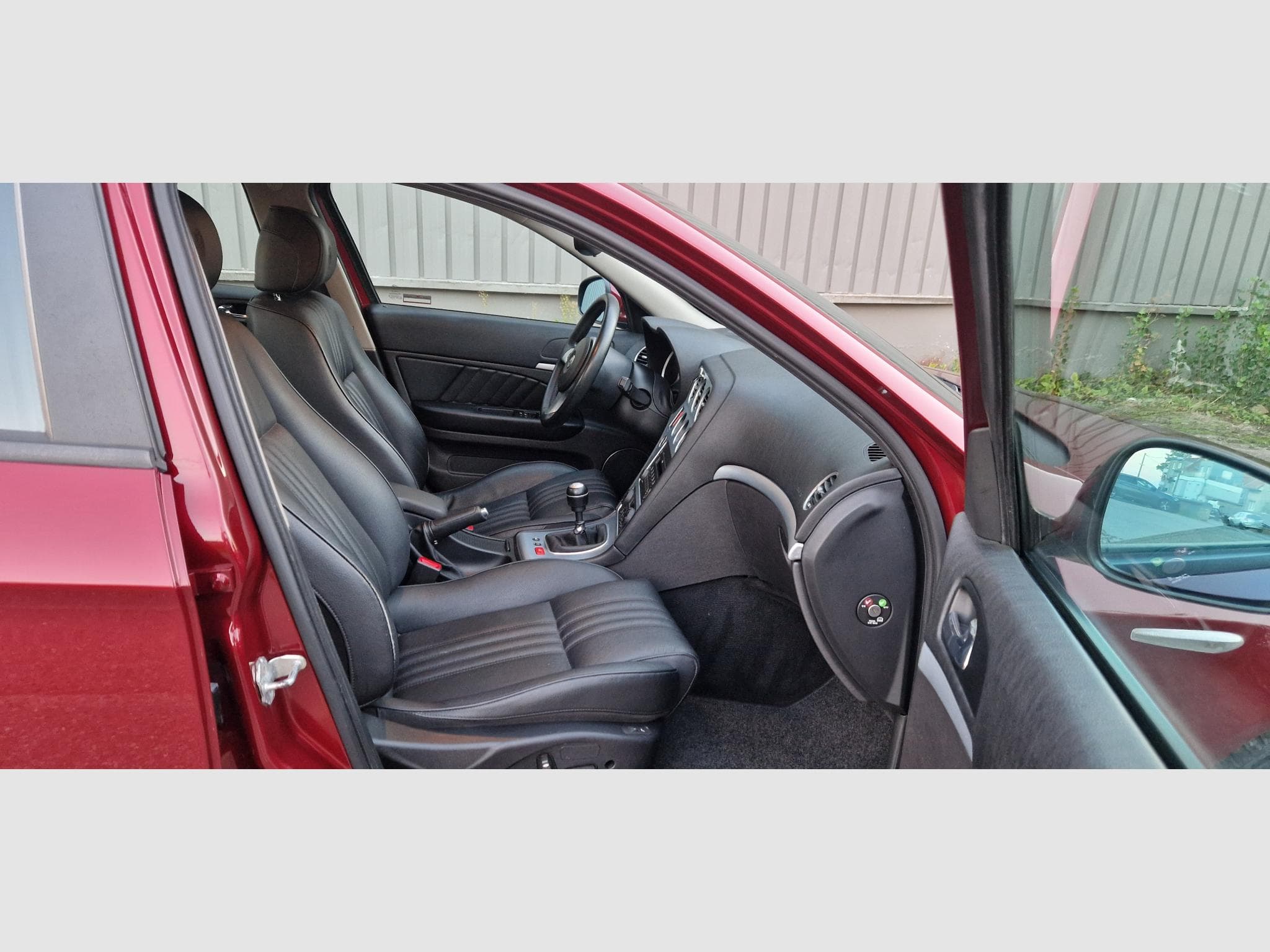 Alfa-Romeo 159 1.9 jtdM 16v 136ch (2006) - Photo 11