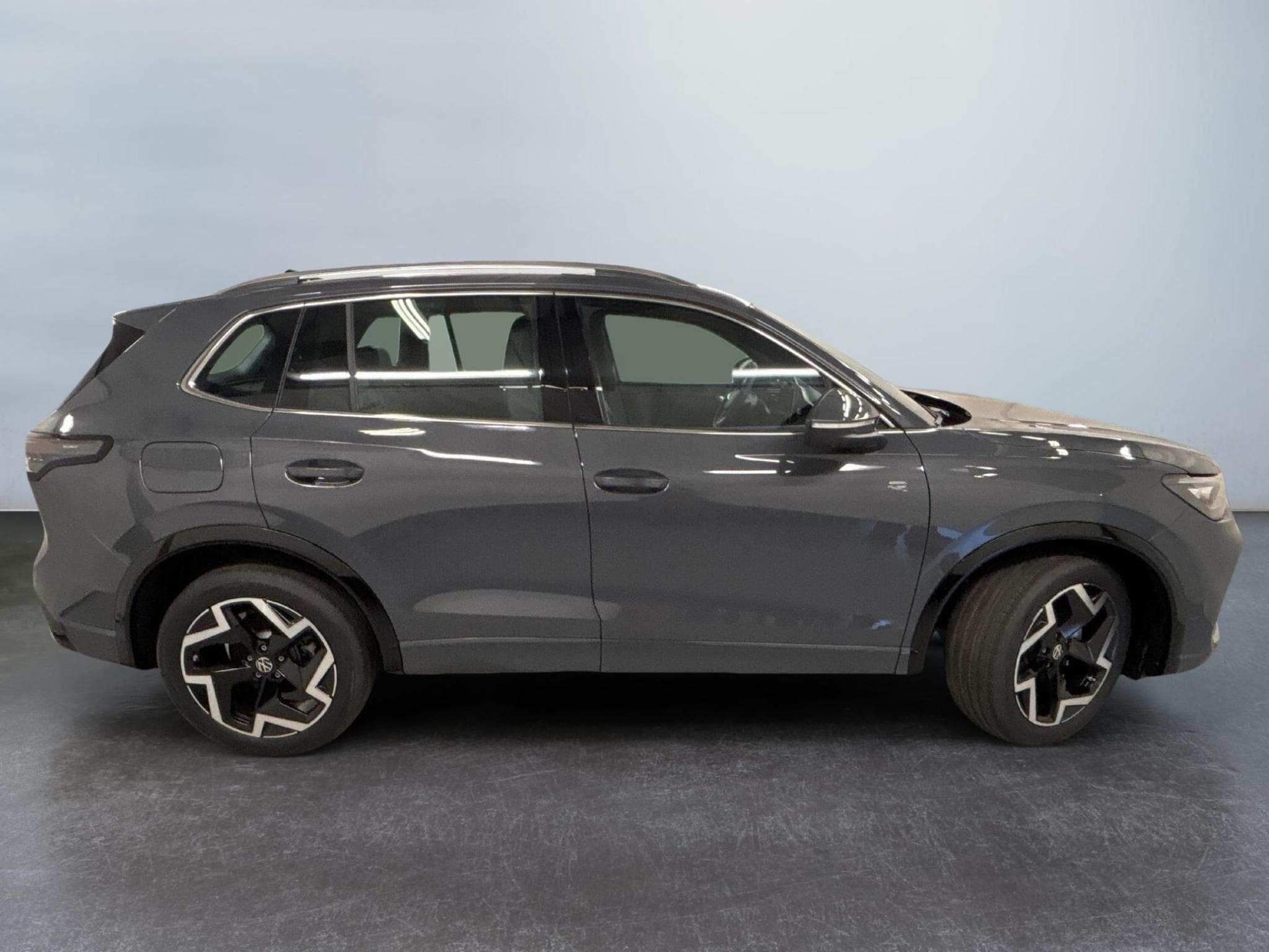 VW Tiguan R-Line (2026) - Foto 8