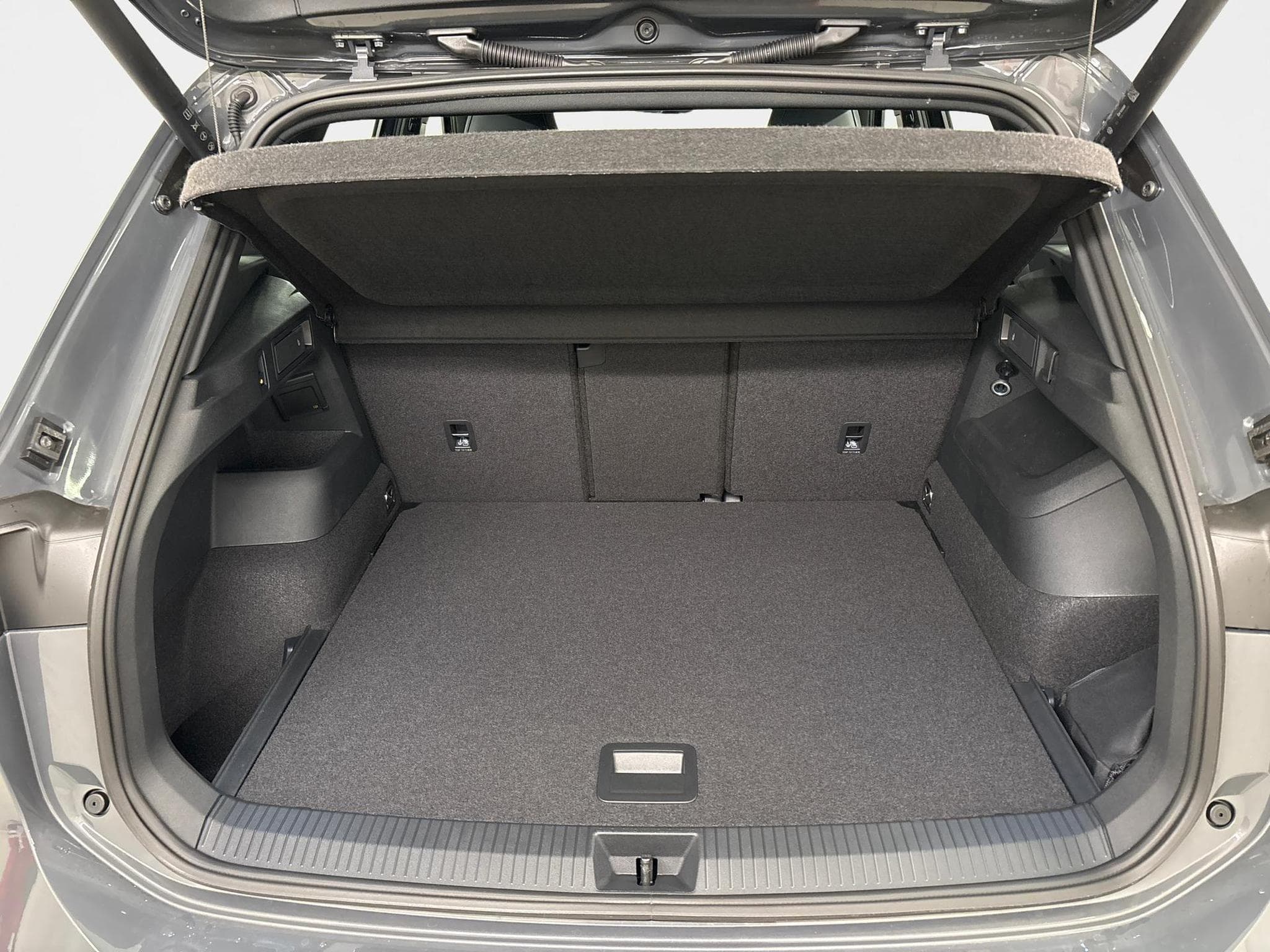 VW Tiguan R-Line (2026) - Foto 11
