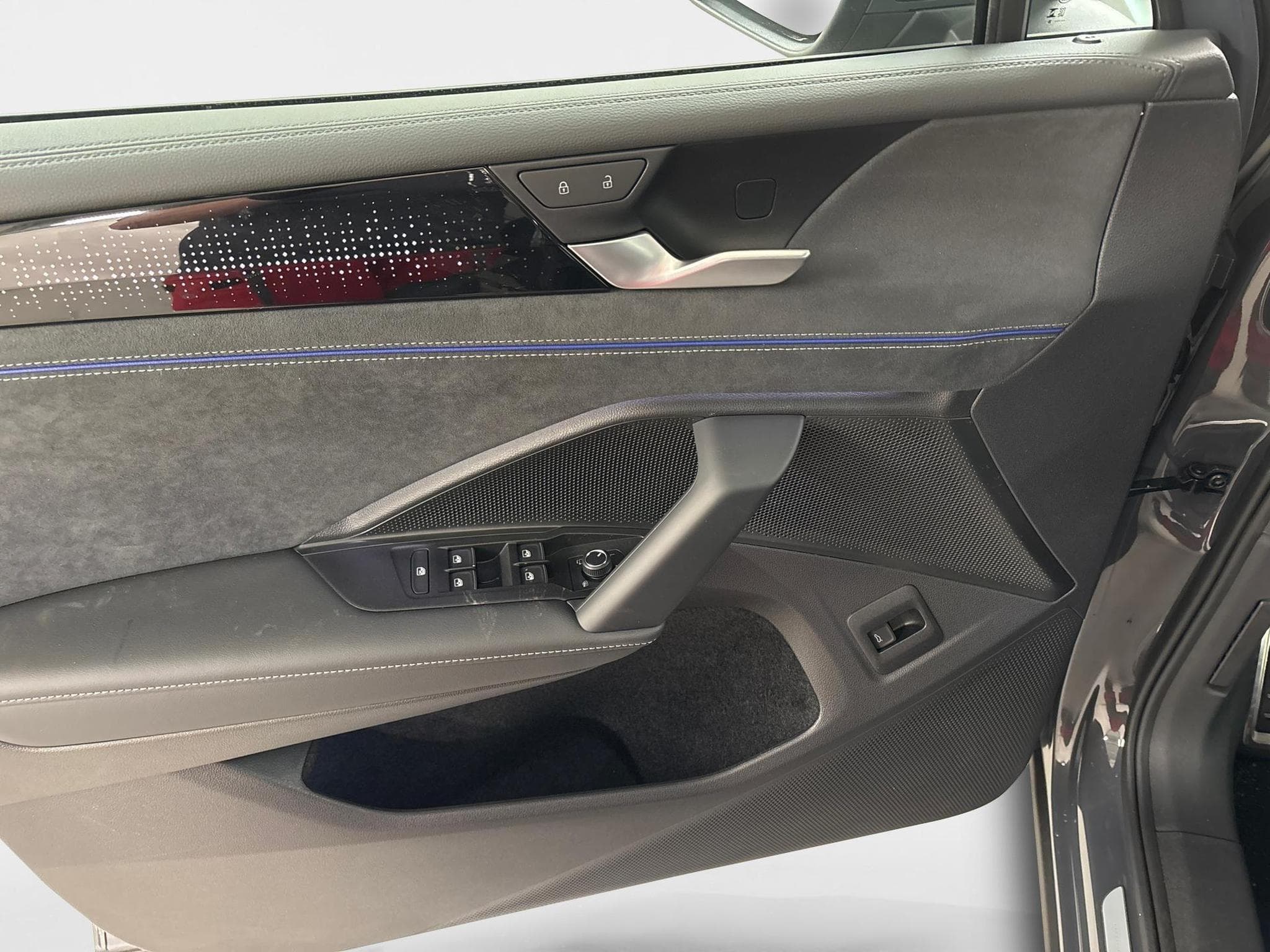 VW Tiguan R-Line (2026) - Foto 19