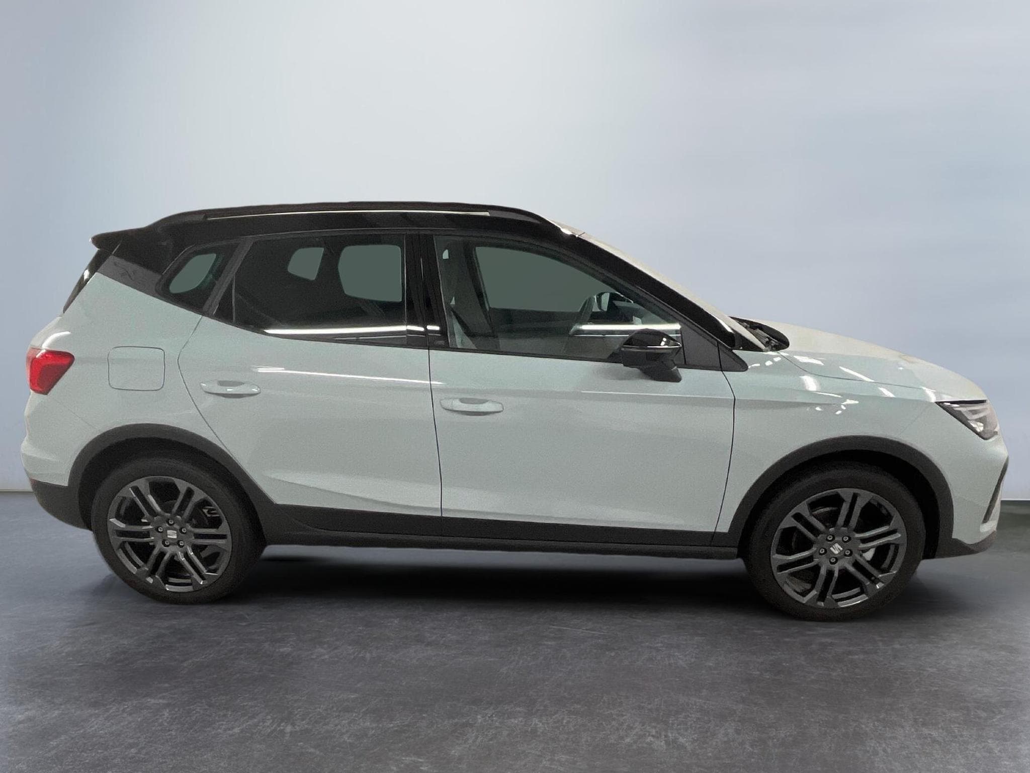 Seat Arona FR (2026) - Foto 8