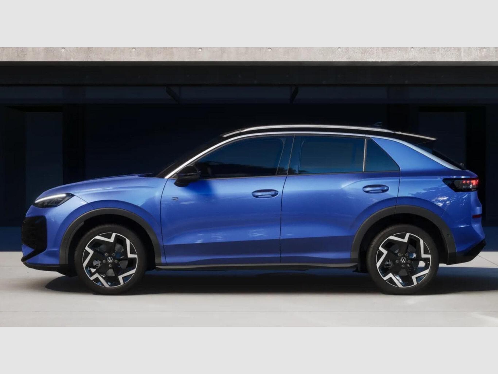 VW T-Roc R-Line (2026) - Photo 2