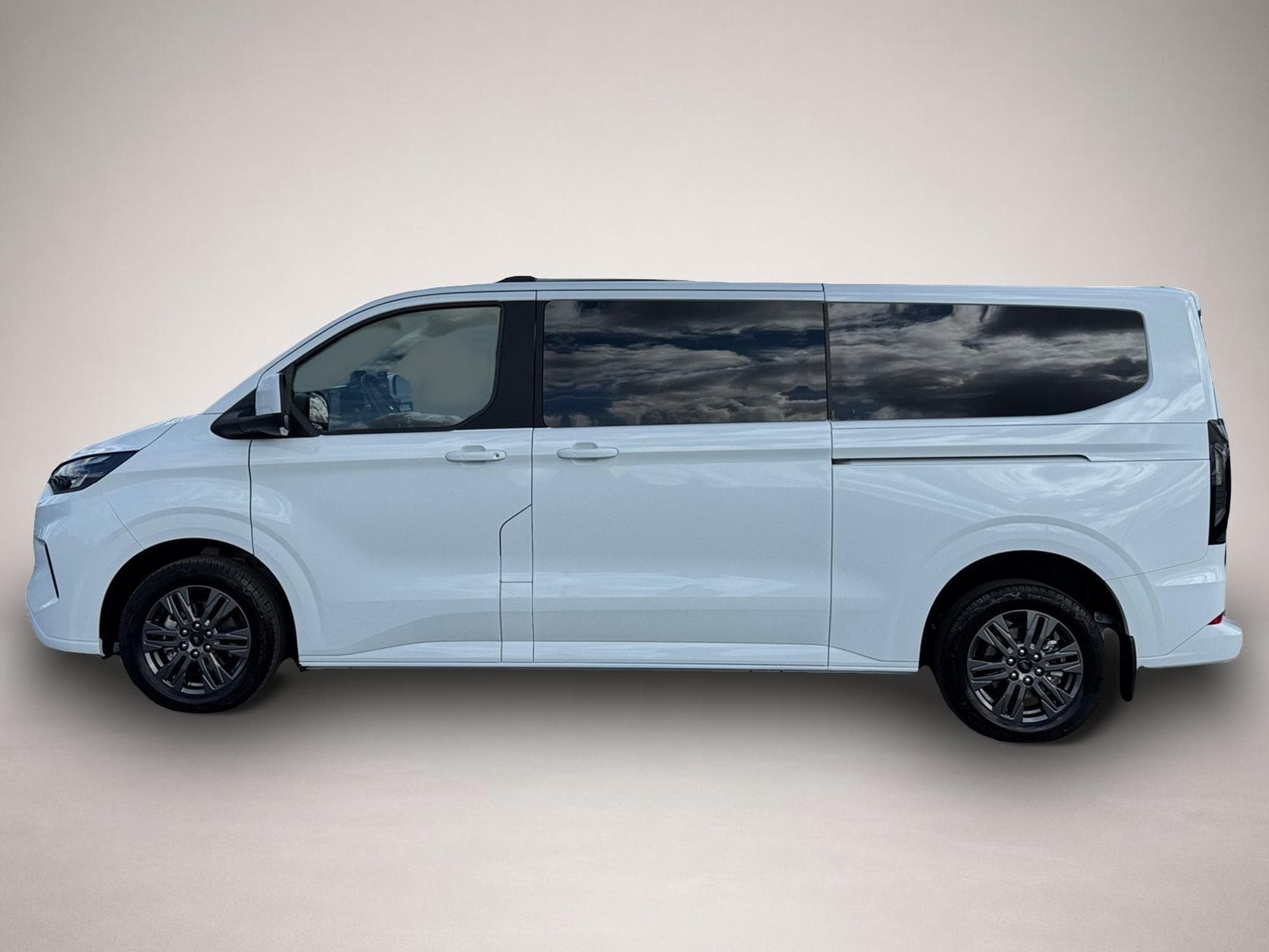 Ford Tourneo (2026) - Photo 3