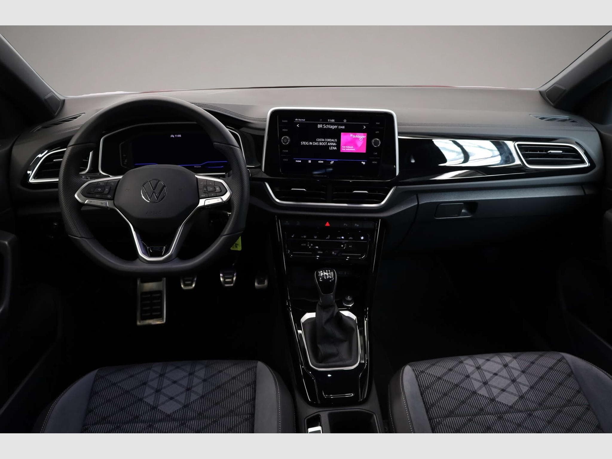 VW T-Roc (2024) - Photo 5