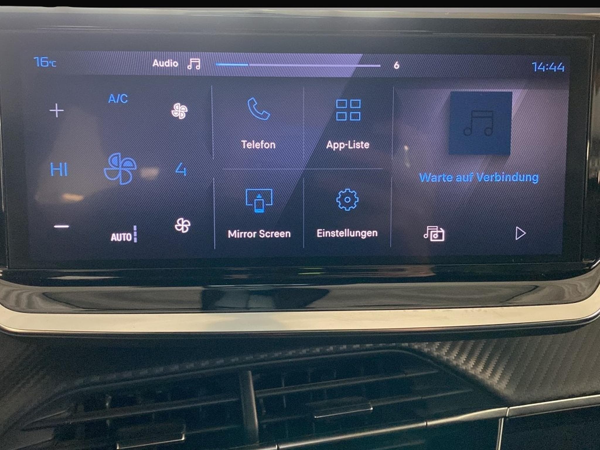 Peugeot 2008 (2025) - Photo 4