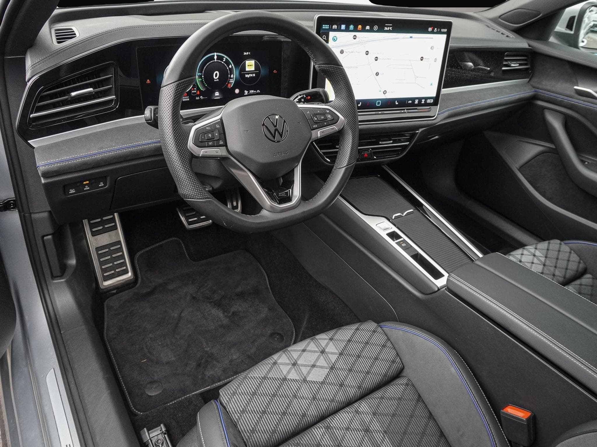 VW Passat (2025) - Foto 7