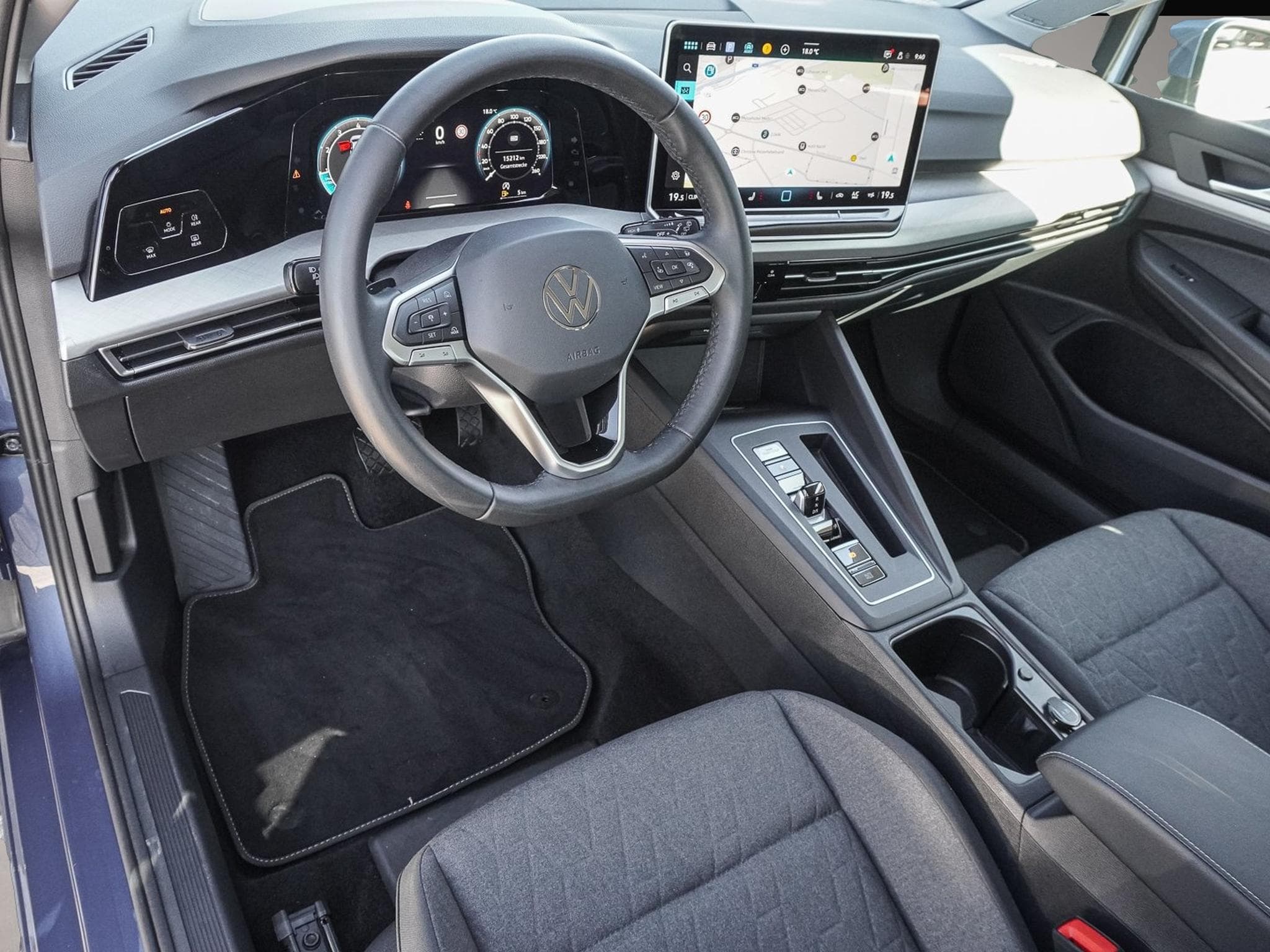 VW Golf (2025) - Photo 7