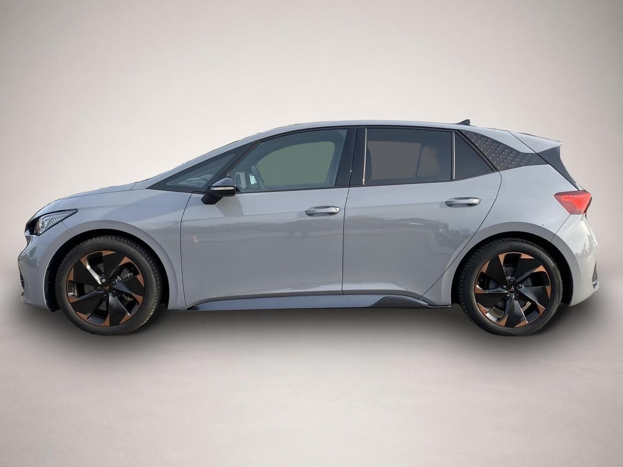Cupra Born (2024) - Photo 2