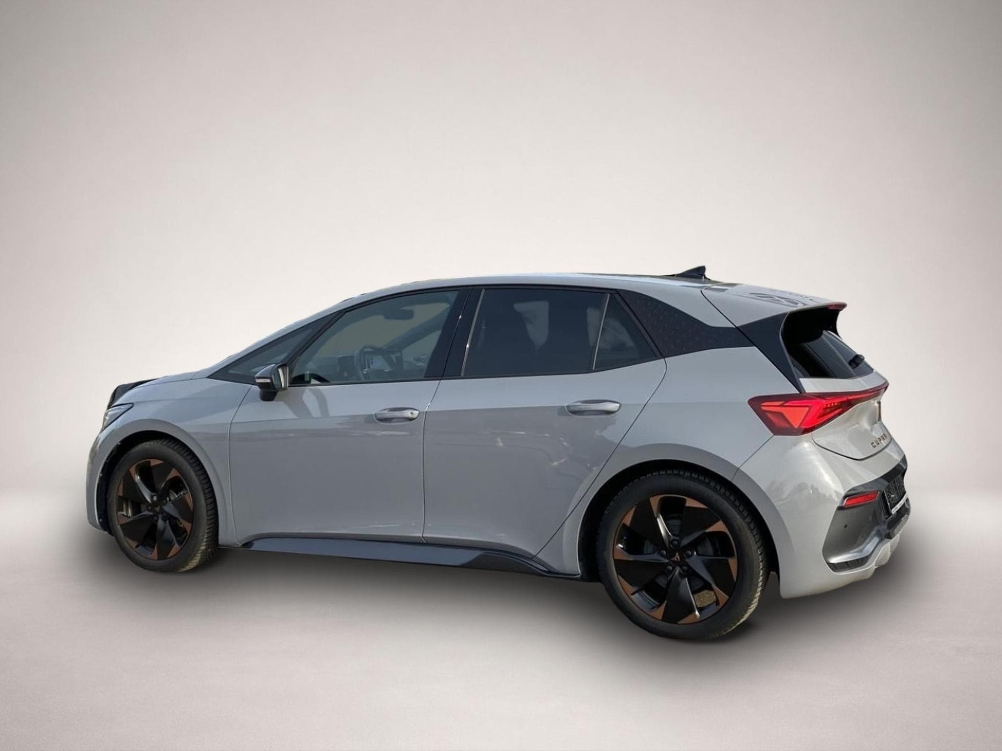 Cupra Born (2024) - Photo 3