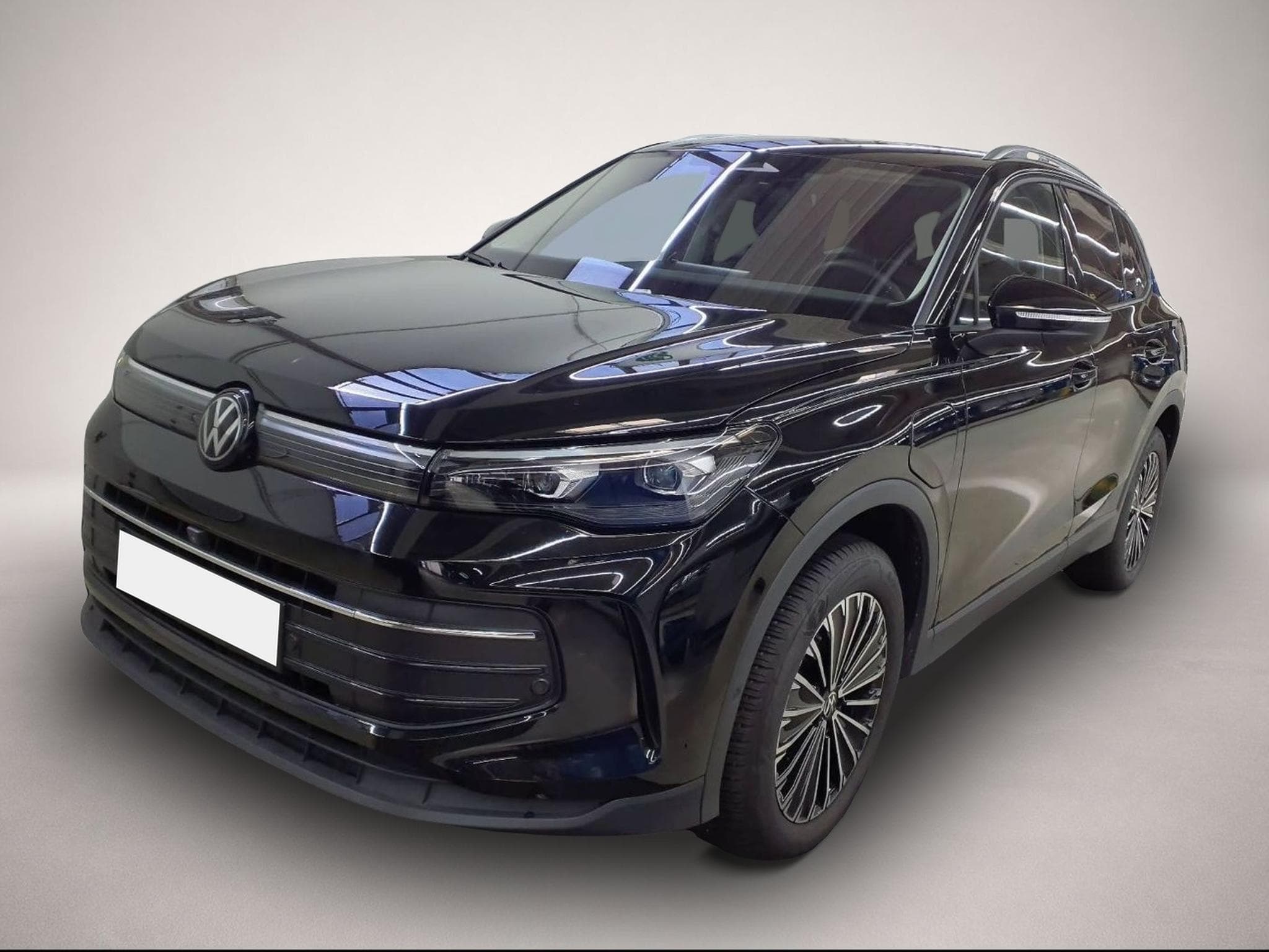 VW Tiguan (2025) - Photo 1