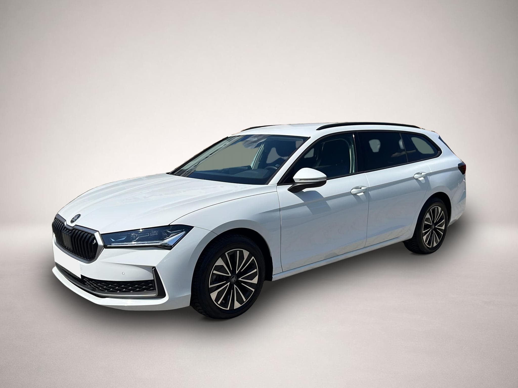 Skoda Superb (2025) - Photo 2