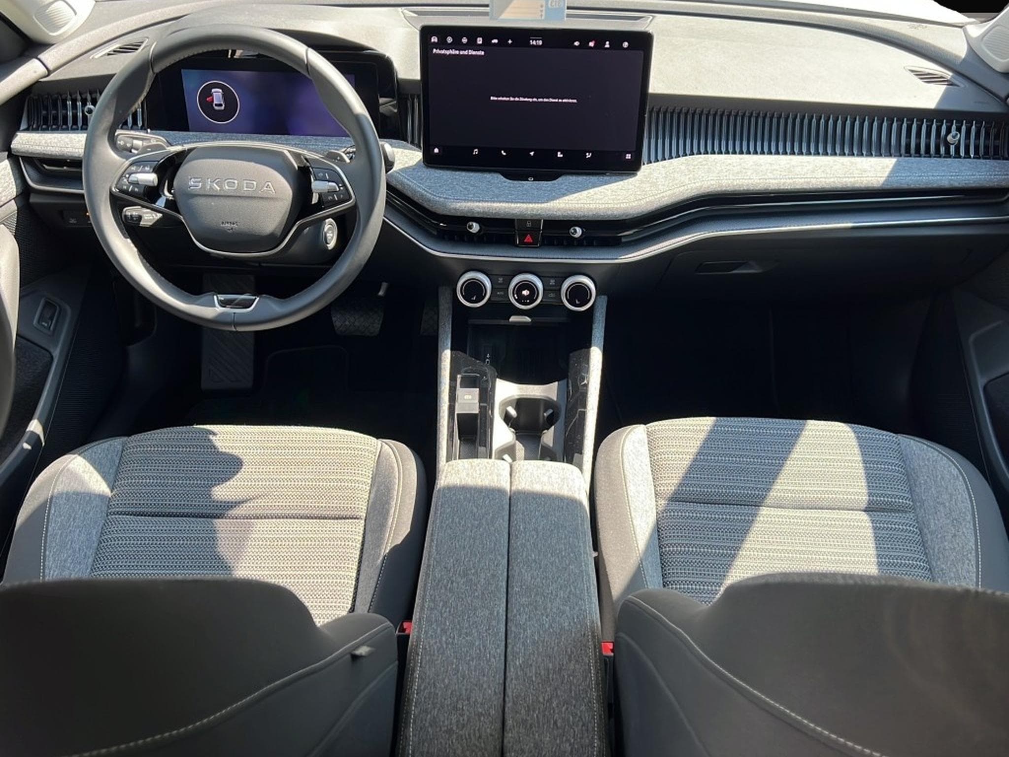 Skoda Superb (2025) - Photo 4